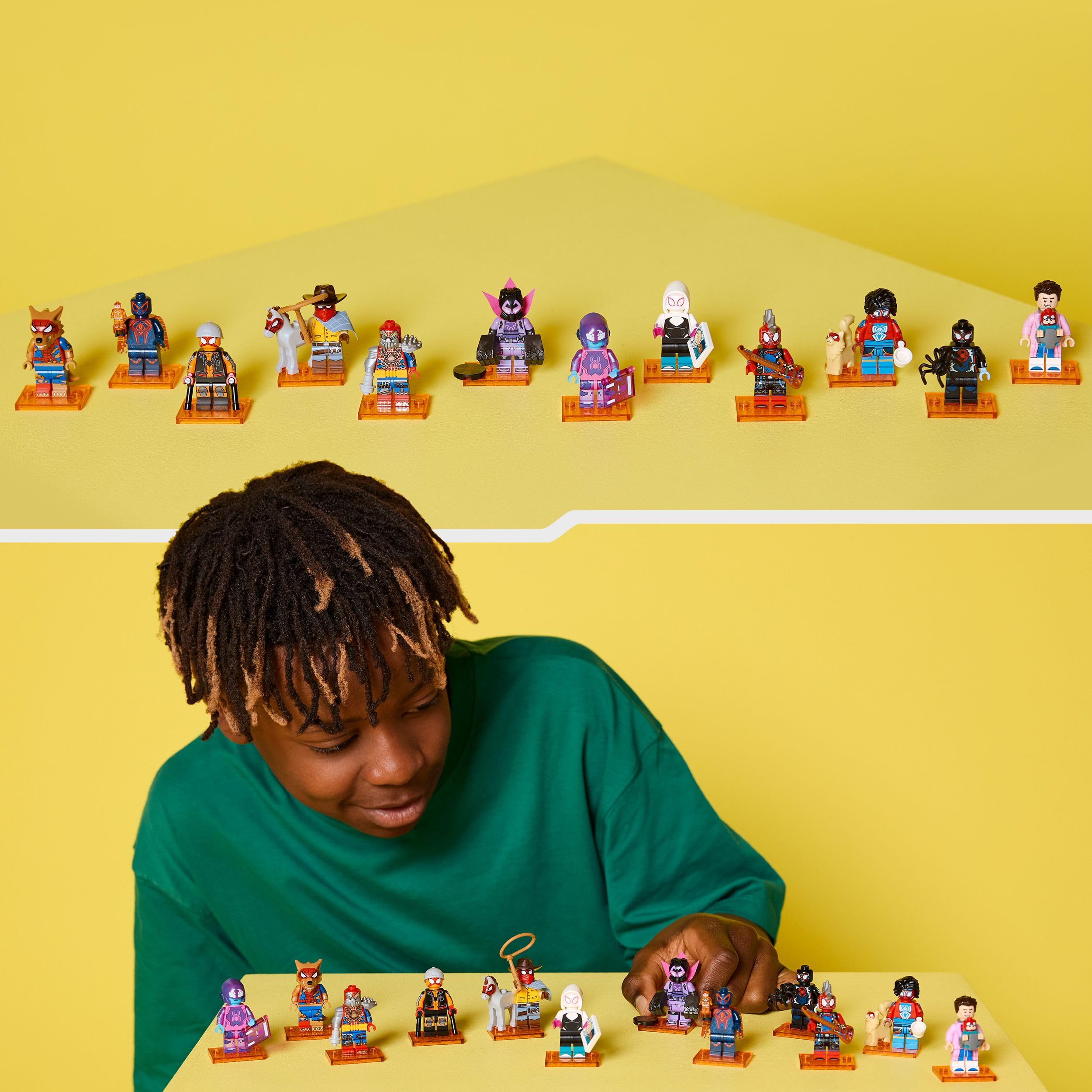 LEGO Minifigures Spider-Man: Across The Spider-Verse 71050 Boîte Mystère – 1 des 12 Jouets de Collection pour Enfant dès 5 Ans