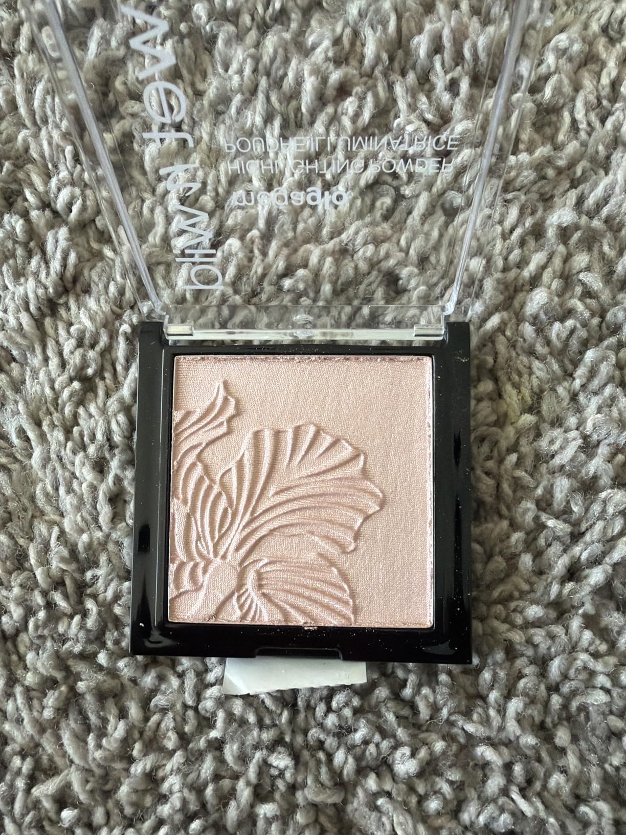 wet n wild MegaGlo Highlighting Powder, Highlighter Makeup, Shimmer Glow, Pink Rose Gold Blossom Glow
