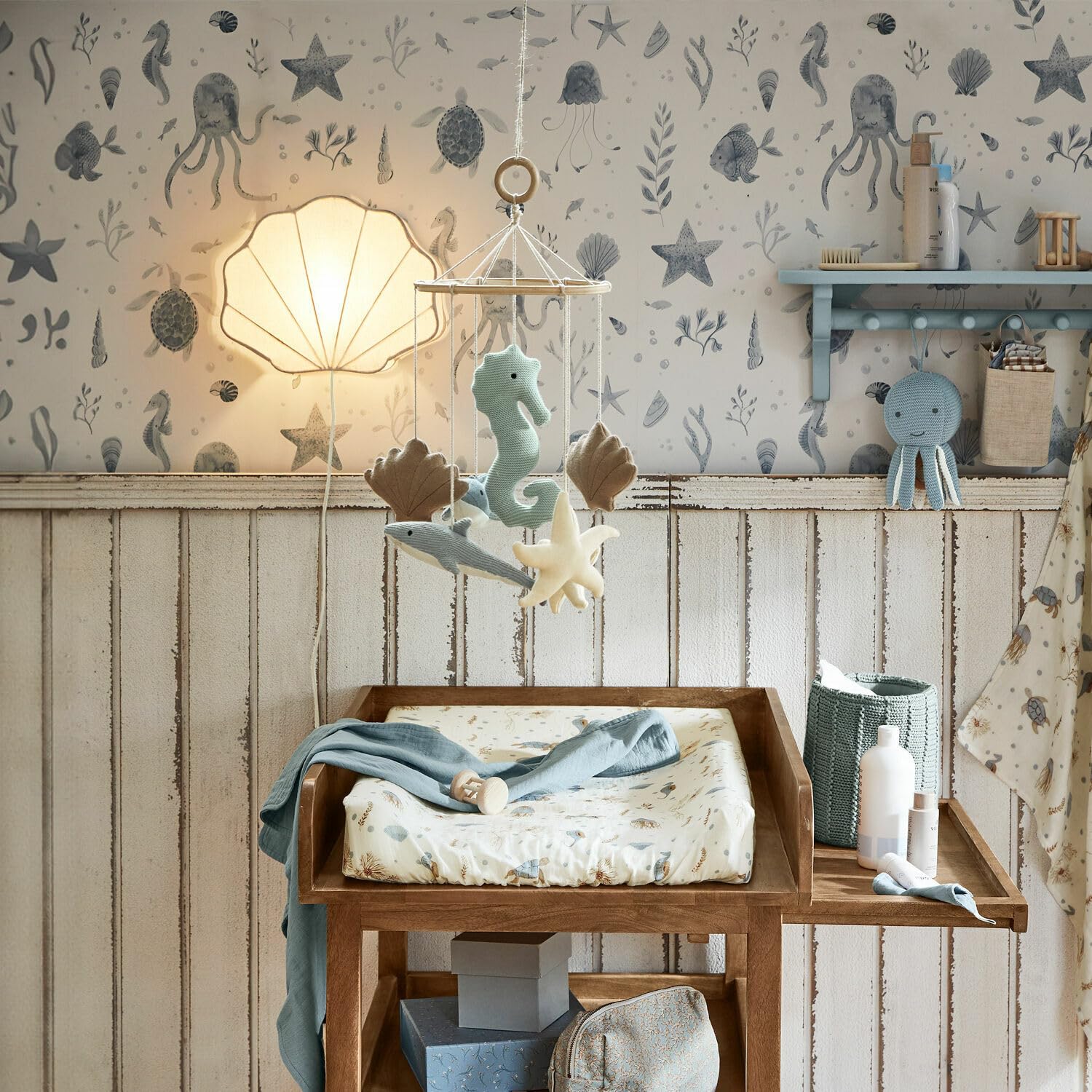 LOBERON LOBERON Mobile Twinkledream - beige/braun/blau, beige/braun/blau | Meeresfiguren in Sanften Farben, Maritimer Charme, Babyausstattung, Kinderzimmer-Accessoire, Baumwolle, Polyester, Buchenholz