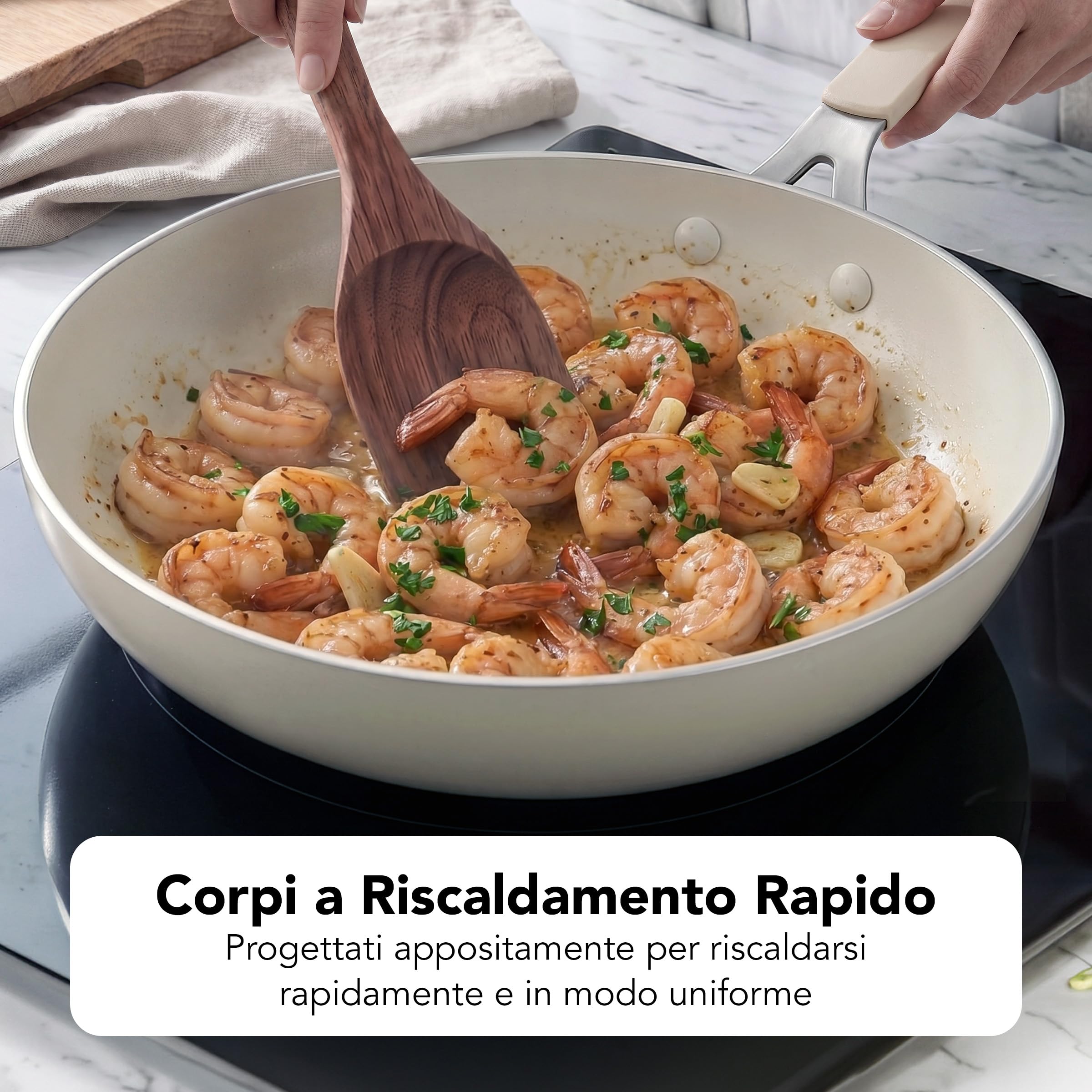 KitchenAid Aluminium Casseruola con Coperchio Vetro Ceramica Antiaderente, 24 cm/4,91 L, Senza PFAS, Compatibile Induzione, Manico Acciaio Inox, Adatta Forno, Lavastoviglie, Nero