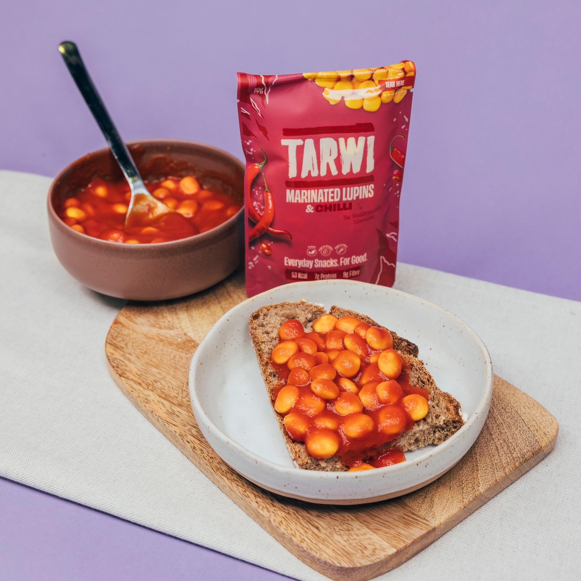 Tarwi Altramuces Marinados con Chilli, 12 Bolsas x 70g, Snack Proteico, Keto, Ingredientes Naturales, Proteina Vegetal, Bajo en Carbohidratos, Alto en Fibra, Snacks Veganos | Ingredientes Naturales, Proteina Vegetal, Bajo en Carbohidratos, Alto en Fibra,