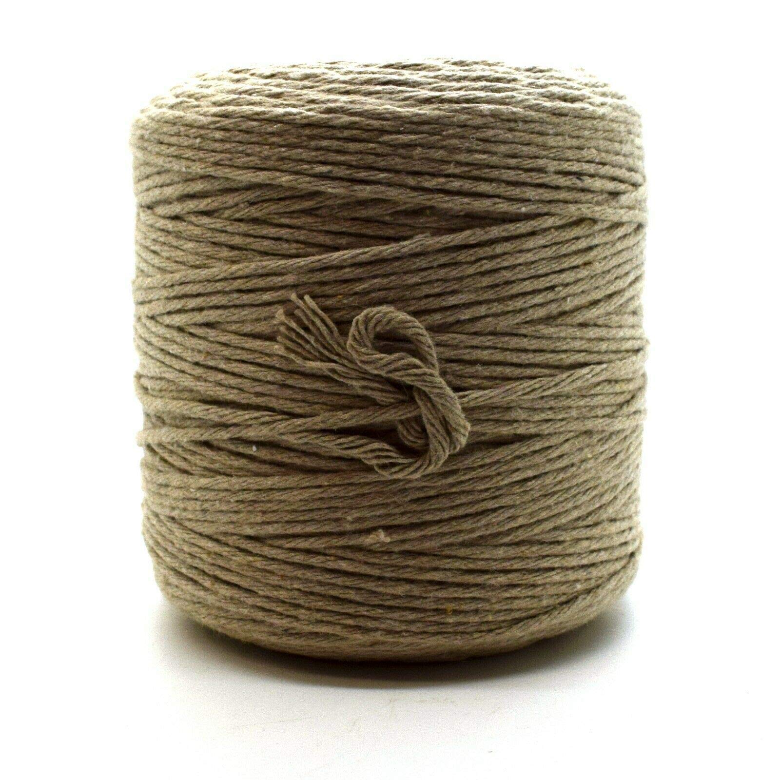 Premium Beige Macrame Cord, 200 m / 656 ft of 3 mm Thick Natural Cotton Thread Yarn Macrame Rope for Wall Hangings, Plant Hangers, DIY Crafts, Home Decorations, Gift Wrapping (Reel)