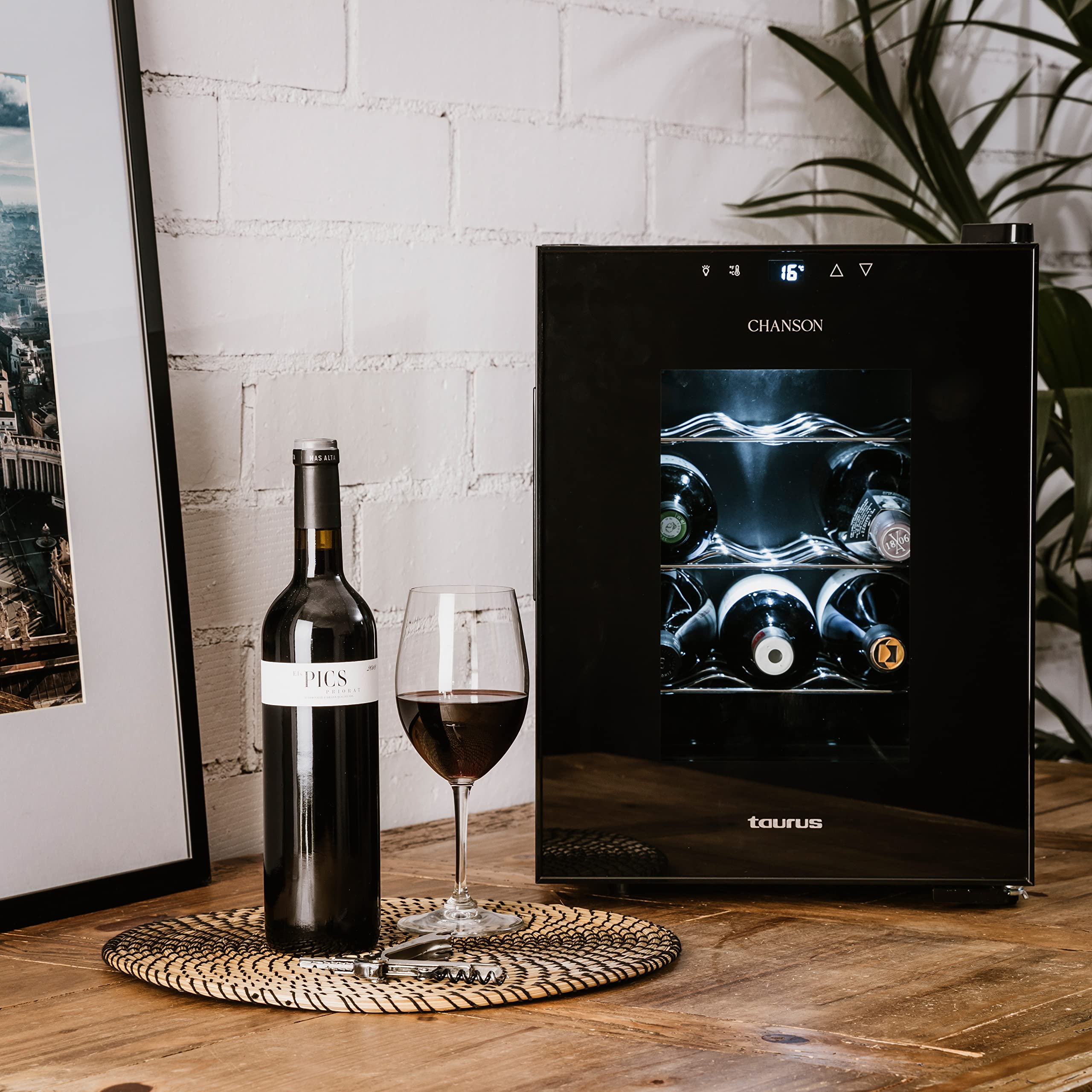 Taurus WC12T Cantinetta vino da 12 bottiglie, silenziosa, non vibra, isolamento speciale dell'interno, porta in vetro, temperatura regolabile con pannello tattile, leggera luce interna, nero