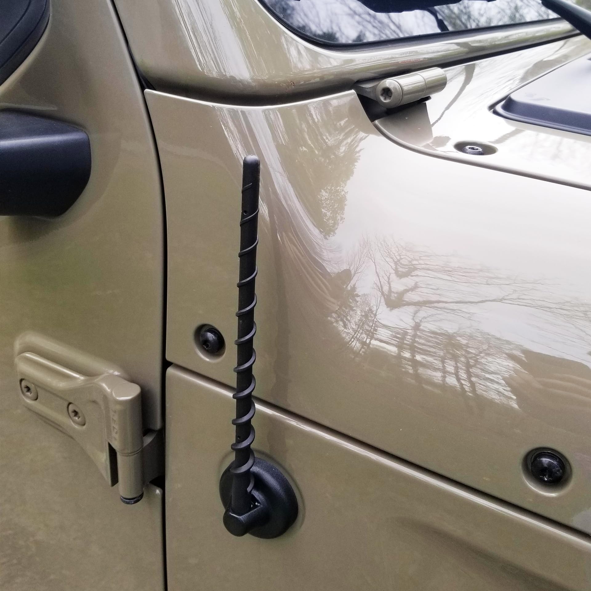 VOFONO Spiral Short Antenna for Jeep Wrangler JK JL Unlimited Rubicon Sahara Gladiator 2007-2023, 9 Inch Flexible Rubber Antenna Replacement, Jeep Accessories Designed for Optimized Radio Reception