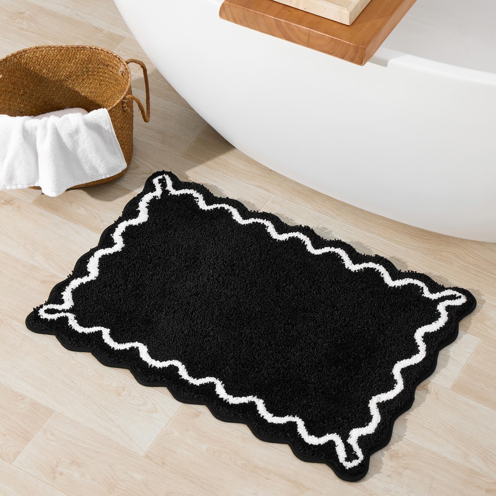 ORTIGIA Black Bath Mat with White Scallop Non Slip, Quick Dry Bath Rug Absorbent Soft Plush Microfiber Bathmat for Bathroom Floor Carpet for Sink