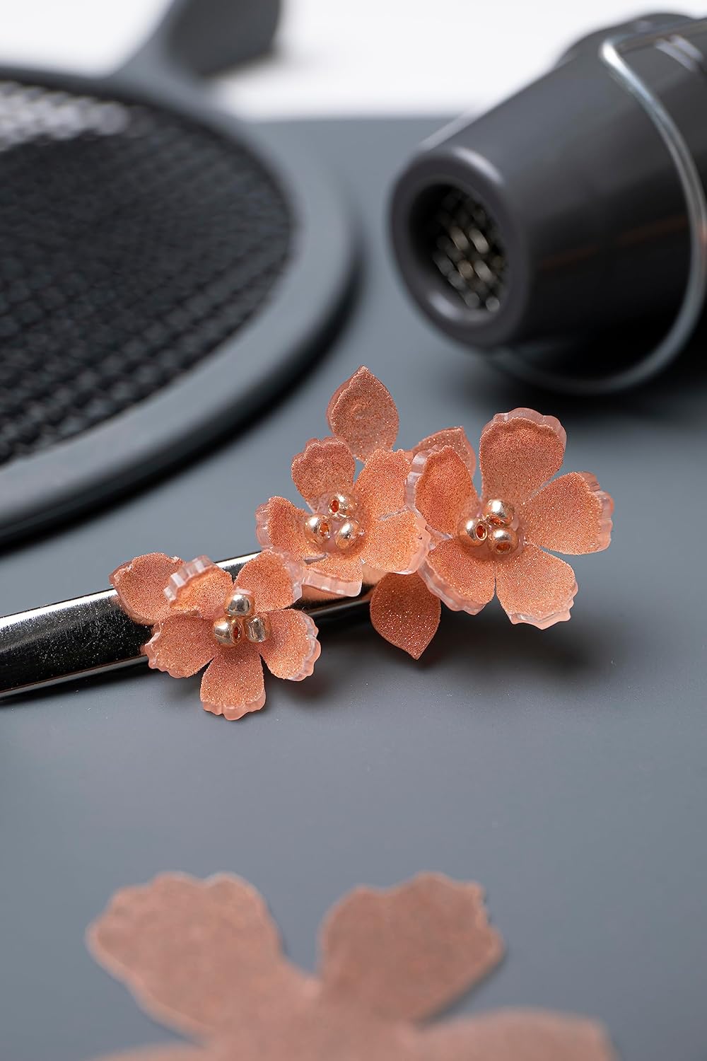 Sizzix Rose Gold Metallic Shrink Plastic | 8 Sheets | Jewellery Making, Gift Tags, Pendants, Keyrings, Home Décor & More