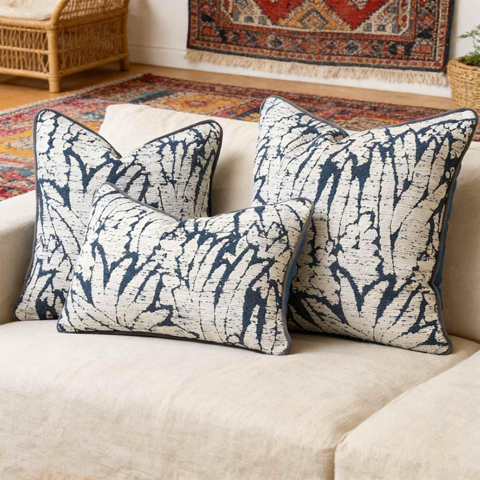 Jectse 4 Federe Decorative per Cuscini, Federe Boho per la Fattoria con Design a Nappe per Divano, Decorazioni per la Casa Sul Divano Letto del Soggiorno, Blu Bianche (50,8x30,5 cm/20x12 pollici)