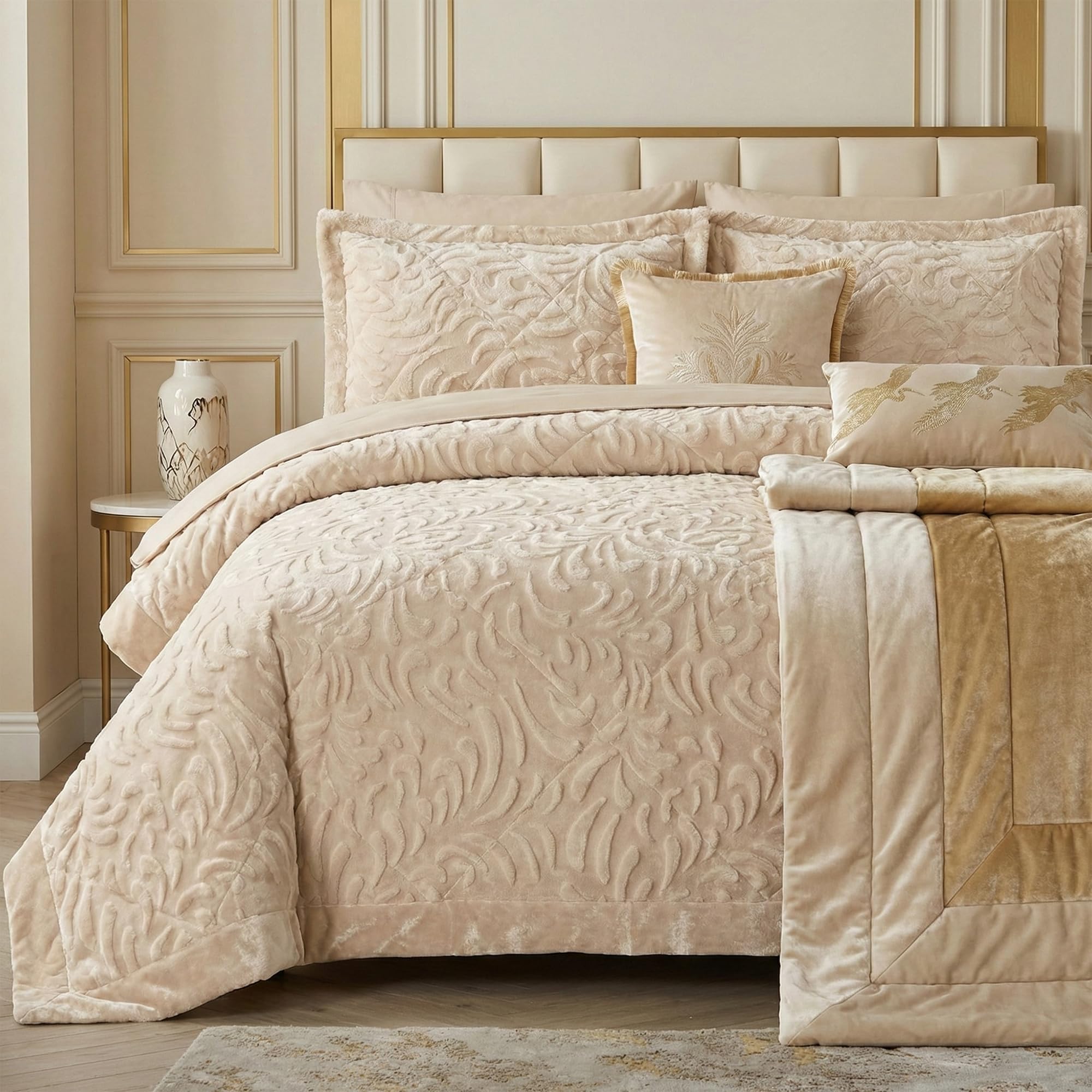 Fit Even Quilt Luxora Bedspread 3 Piece Set – Coverless Quilted Diamond Pattern Bedspread, Comforter Throw, Summer and All-Season Lightweight Bedding Sets, with 2 Pillow Sham (King, Beige)