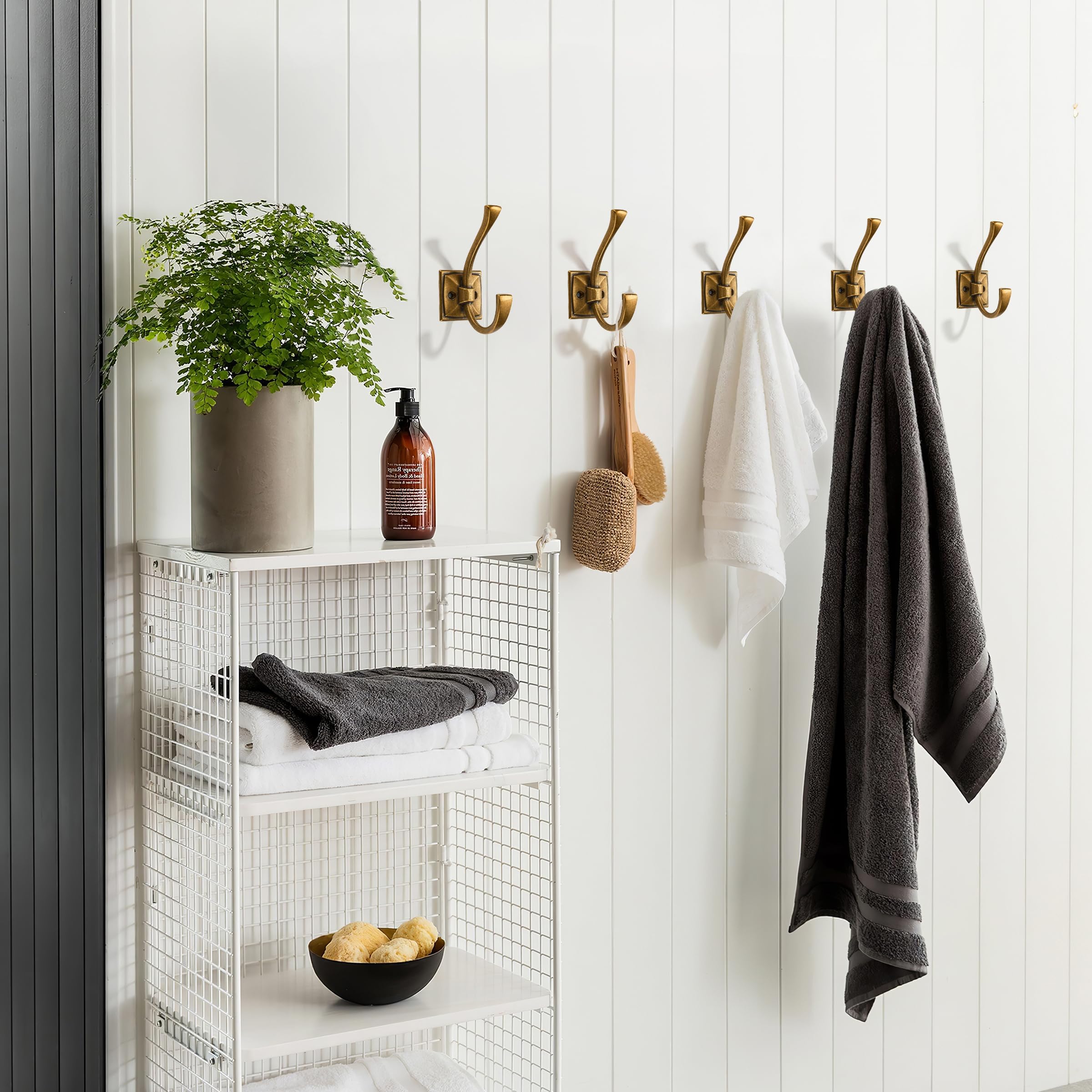 KHTUMEWARE-HOOK Antique English Brass Coat/Robe Hooks 2-Pack in Antique English Brass — KHTUMEWARE