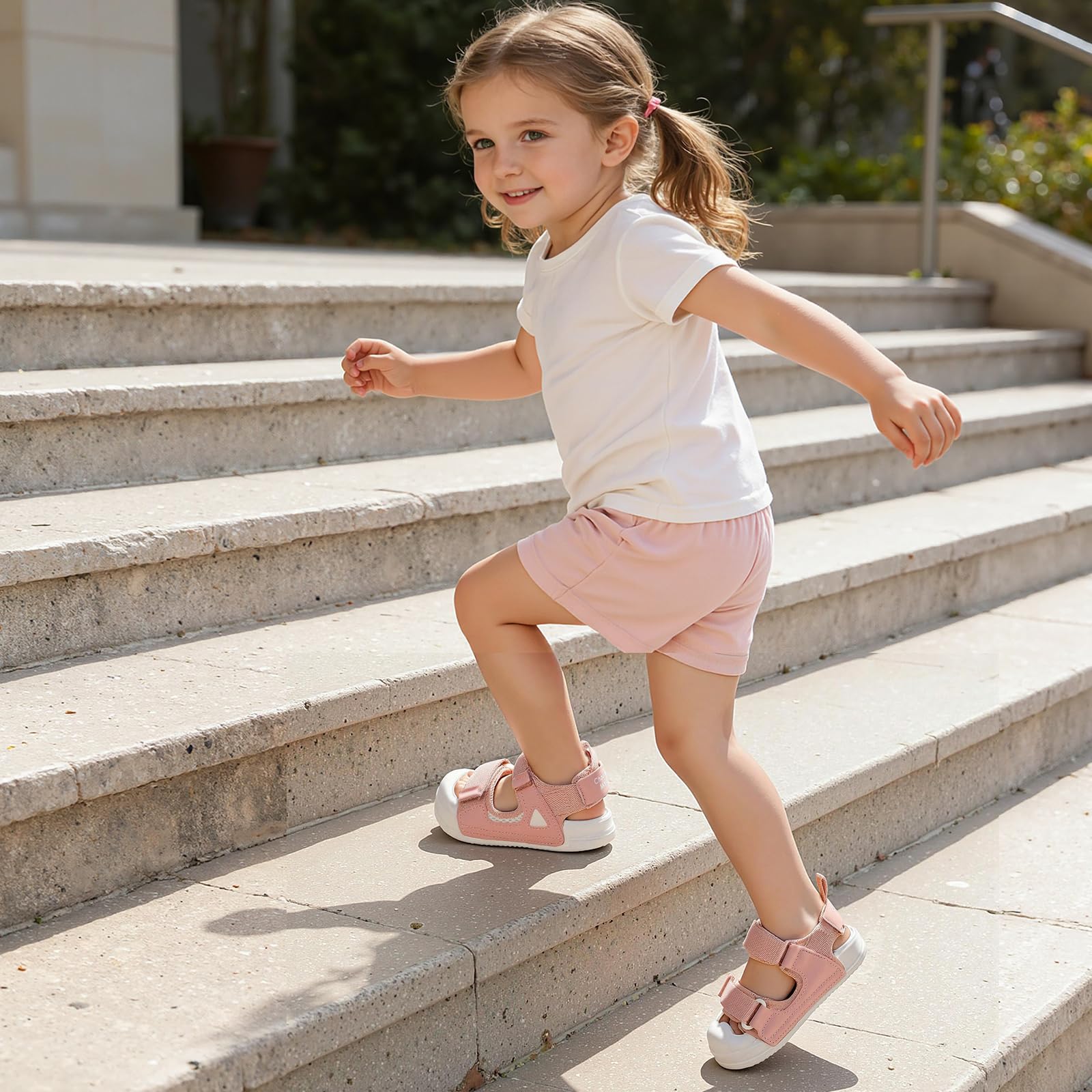 Sandales Enfant Confortable Été Sandale Sandale de Marche Garcon Fille Bout Fermé Chaussure Bébé Plage