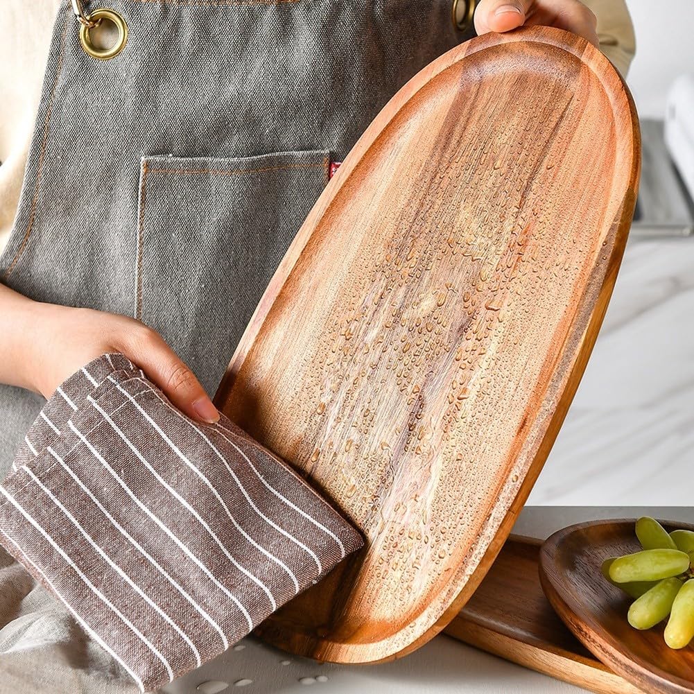 Vassoio ovale in legno di acacia fatto a mano, piatto irregolare per caffè, tè, bevande e dessert, decorazione rustica per la casa e gli elementi essenziali per la cucina (30,5 x 20 cm)