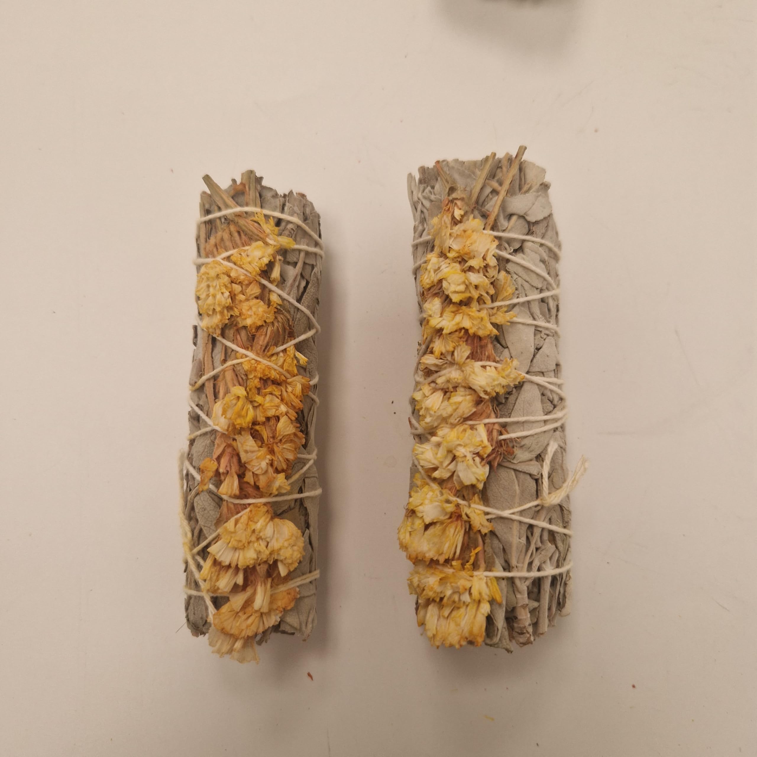 Smudge Stick, White Sage and Yellow Sinuata 4", Pack of 2