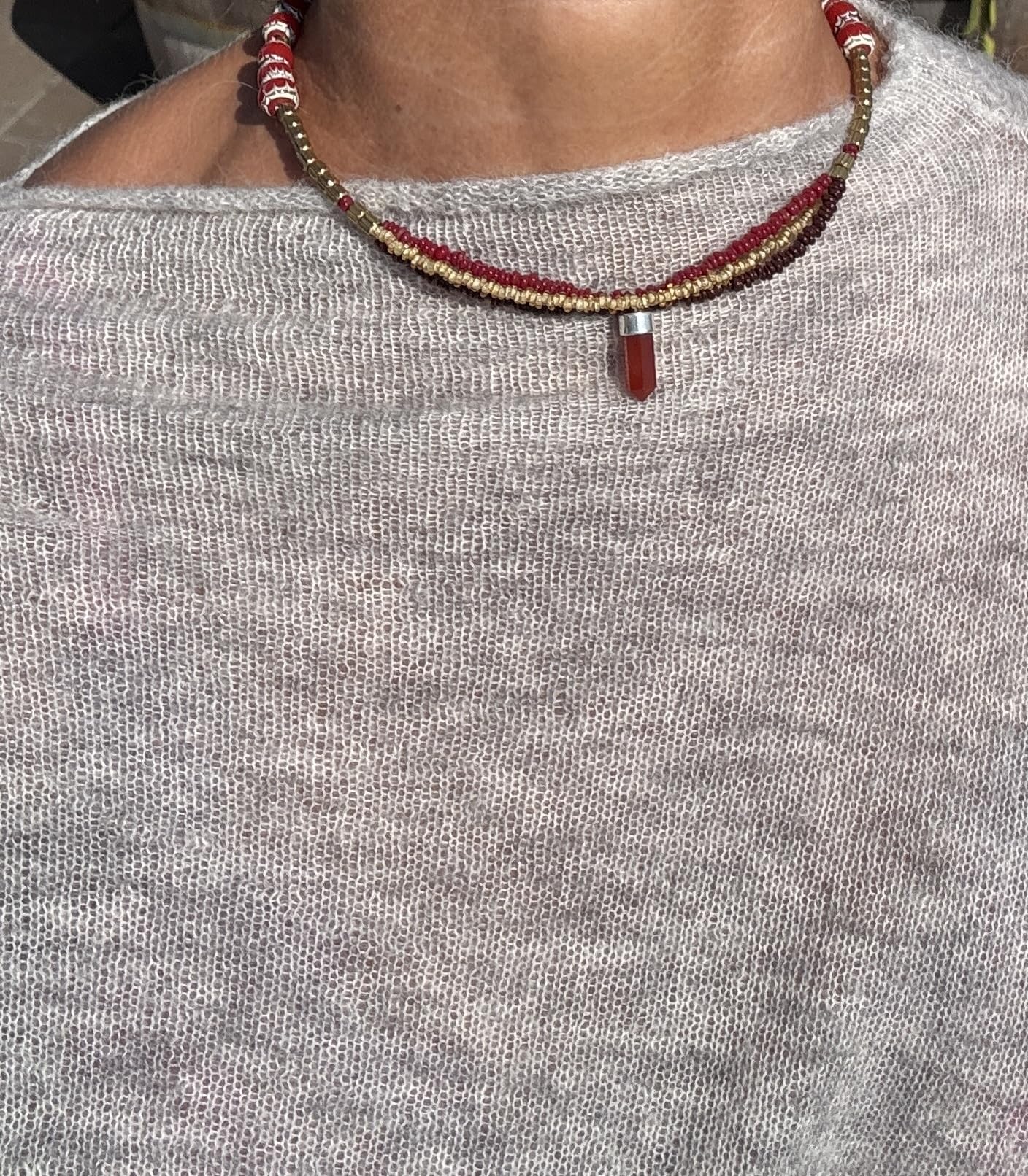 Gargantilla de Vueltas con Colgante de Cornalina y Plata. Largo: 37-39.5cms.