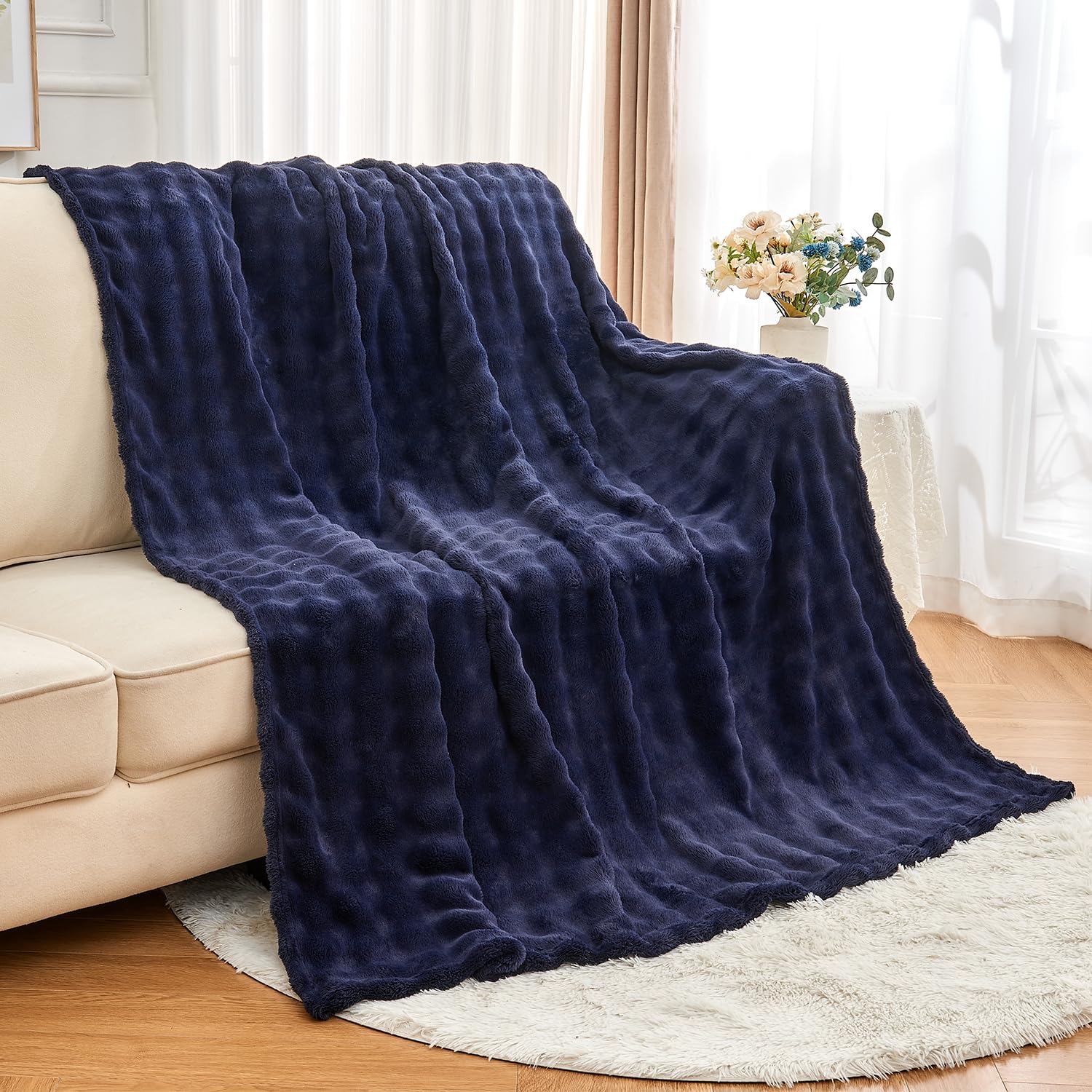 Wajade Fleece Throw Blanket Bubble Faux Fur Fluffy Bed Blanket Super Cosy Warm Large Blanket for Bed Sofa Car Navy Blue 153x203CM - Image 3