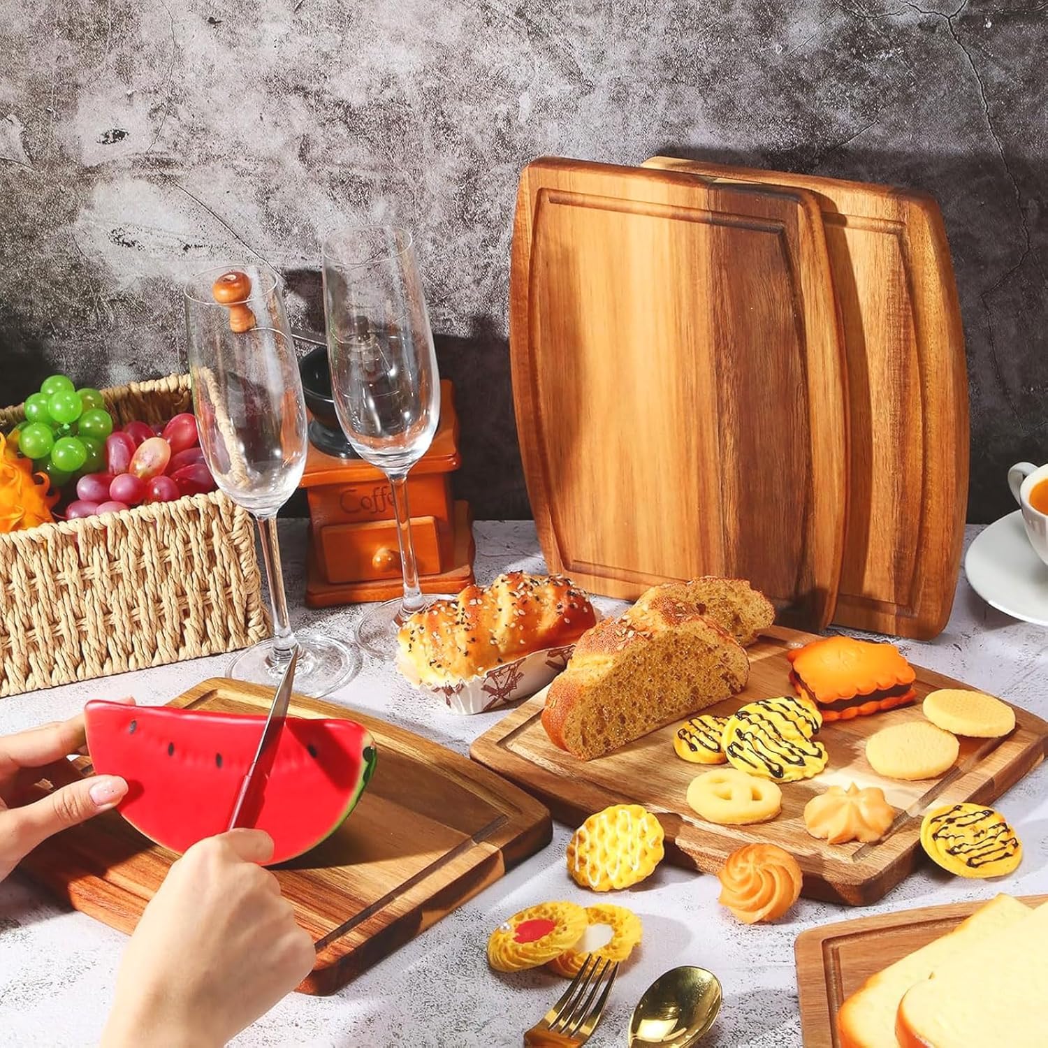 10 Stück Akazienholz Schneidebretter, Holz Servierplatten mit Saftrille, Schneide- & Charcuterie-Bretter, Serviertabletts für Weihnachten, Feiertage, Einweihungsgeschenke, Lasergravur DIY, 20×25cm