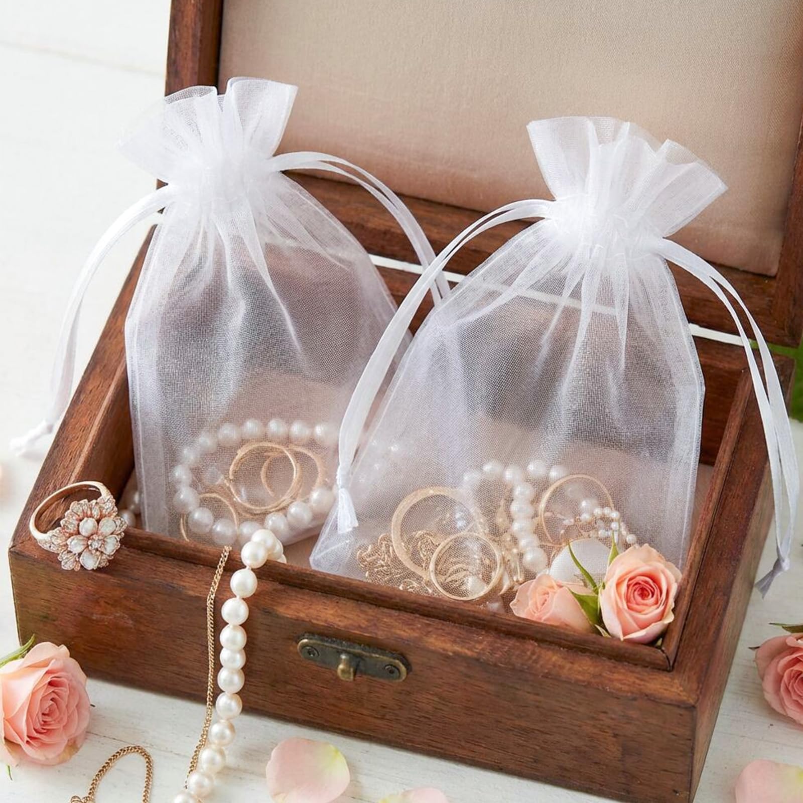 50 Stück weiße Organza-Geschenktüten, 10.2x15.2 cm, atmungsaktive Aufbewahrungstasche mit Kordelzug, durchsichtige Netzbeutel für Hochzeiten, Schmuck, Festivals, Make-up, Süßigkeiten, Desserts
