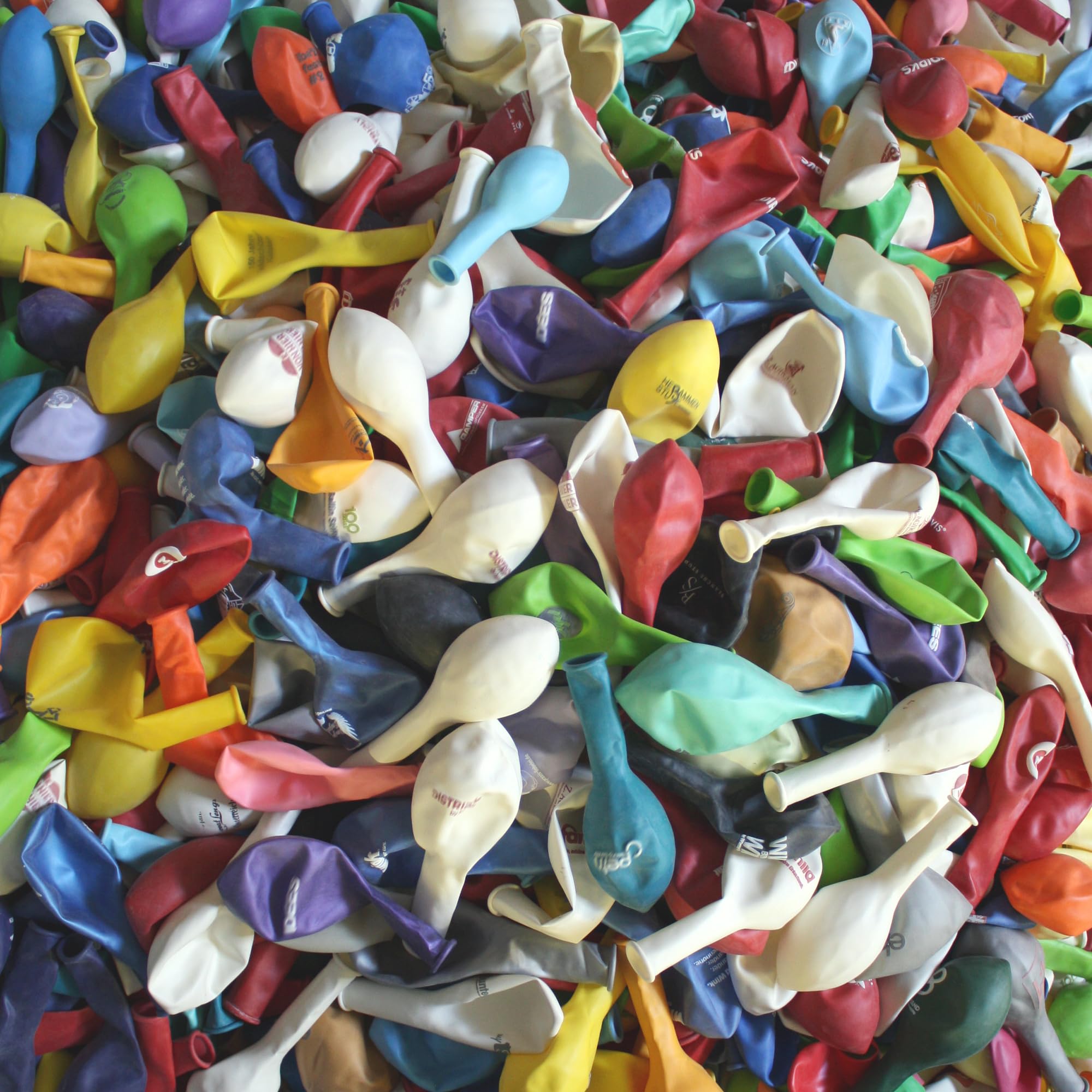 Luftballons Fehldrucke 3,6 kg mit mindestens 1000 Stück 25-40cm Durchmesser