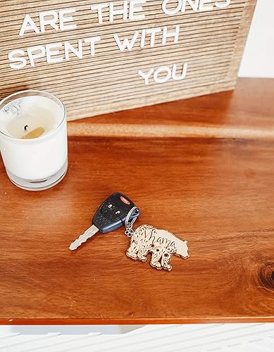Miniatura 3 de Wooden Mama Bear Keychain Gift For Mom, Engraved Mama Bear Keyring Gift For Her