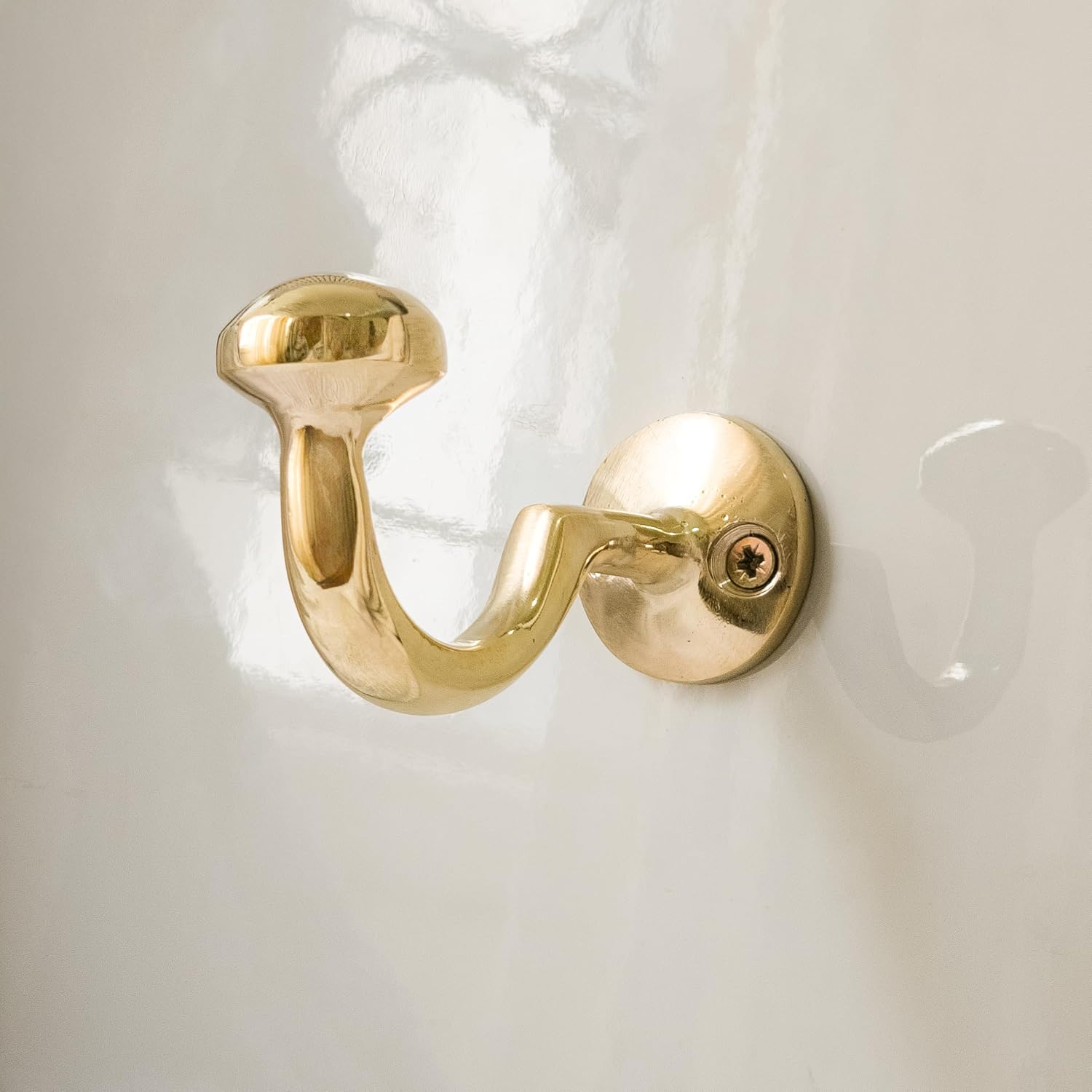 Handmade Solid Brass Wall Hooks Set of 2, Unlacquered Wall Mounted Coat Hooks, Heavy Duty Hanger for Robes and Hats, Decorative Gold Vintage Coat Hook for Entryway Bathroom Bedroom Kitchen
