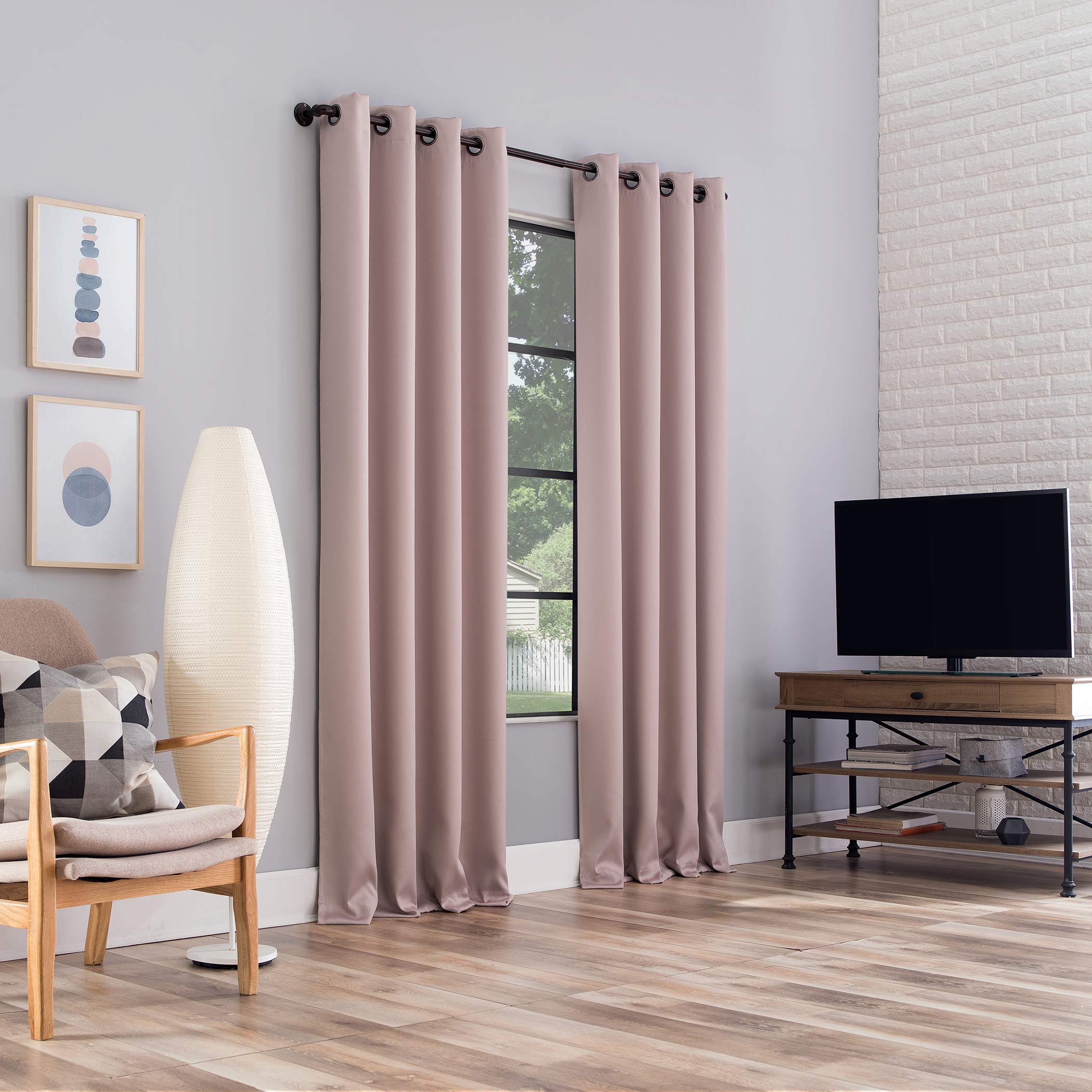 Sun Zero Nordic Lot de 2 Rideaux à œillets 100% occultants de qualité théâtre, 132,1 x 243,8 cm, Blush