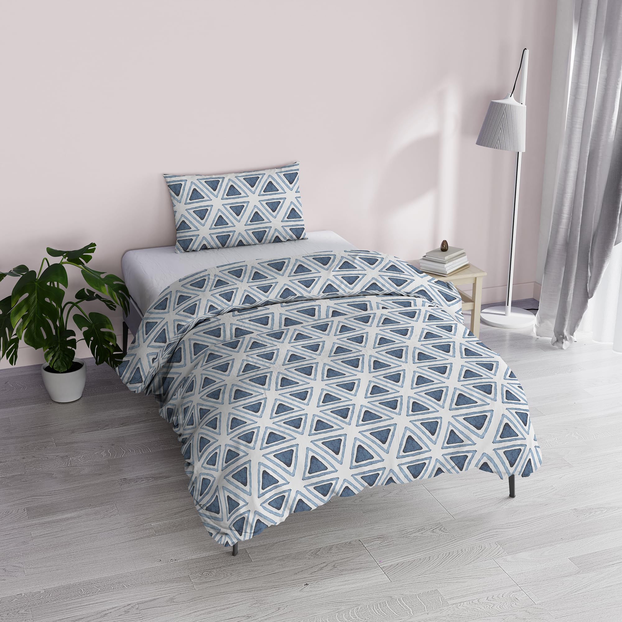 Italian Bed Linen "Fantasy" Duvet Cover, Printed Microfibre, Triangoli, Single