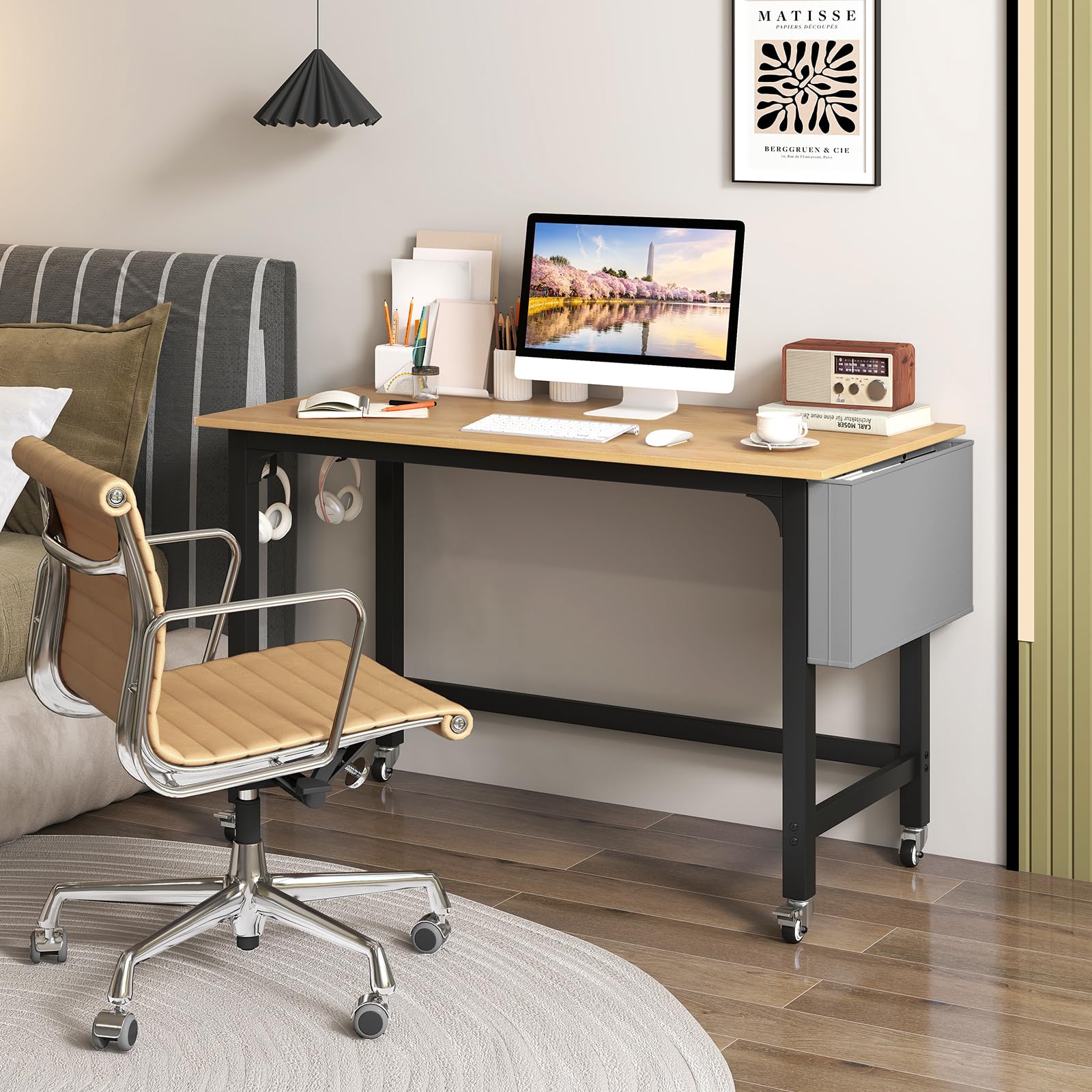 GIANTEX Biurko, biurko komputerowe z 4 uniwersalnymi kółkami, kieszeń boczna i 2 haczyki, 120 x 60 x 75 cm, stół do domowego biura i gabinetu, obciążenie do 100 kg (kolor naturalny)