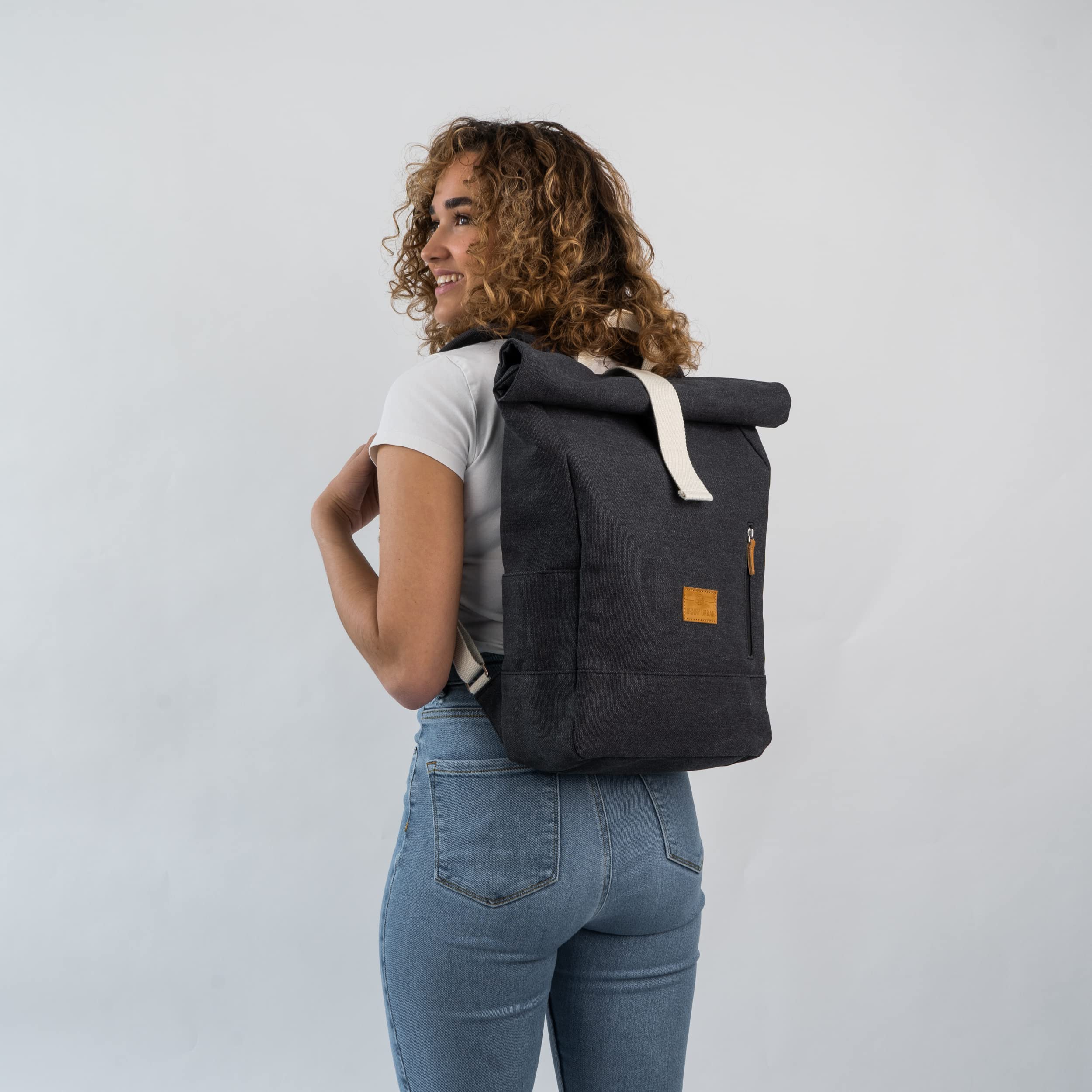 Johnny Urban Zaino Porta PC Donna e Uomo - Adam Medium - Rolltop per Lavoro Viaggio Università - Scomparto per Laptop 15.6 Pollici - Idrorepellente