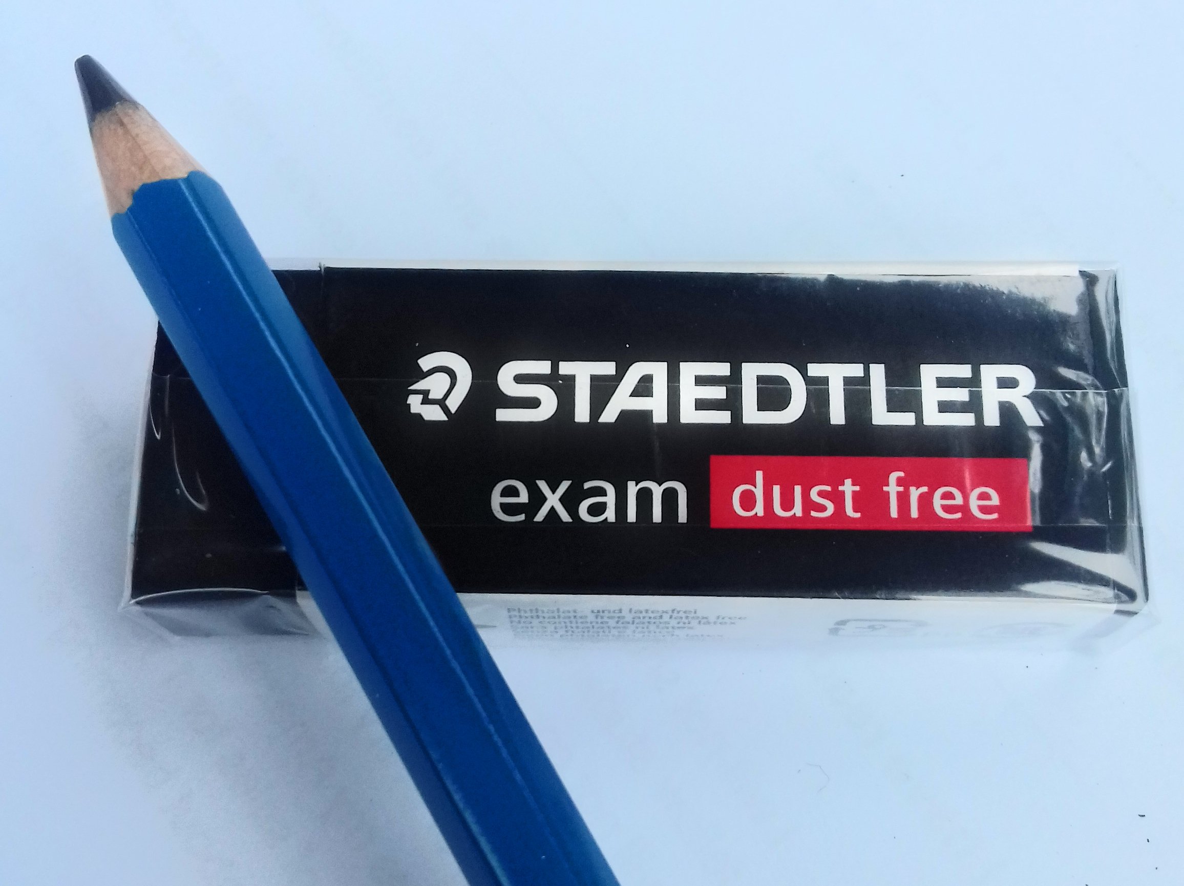 STAEDTLER Staedtler Large Exam Staubfreier Radiergummi (526 E20) Packung mit 5 Radiergummis