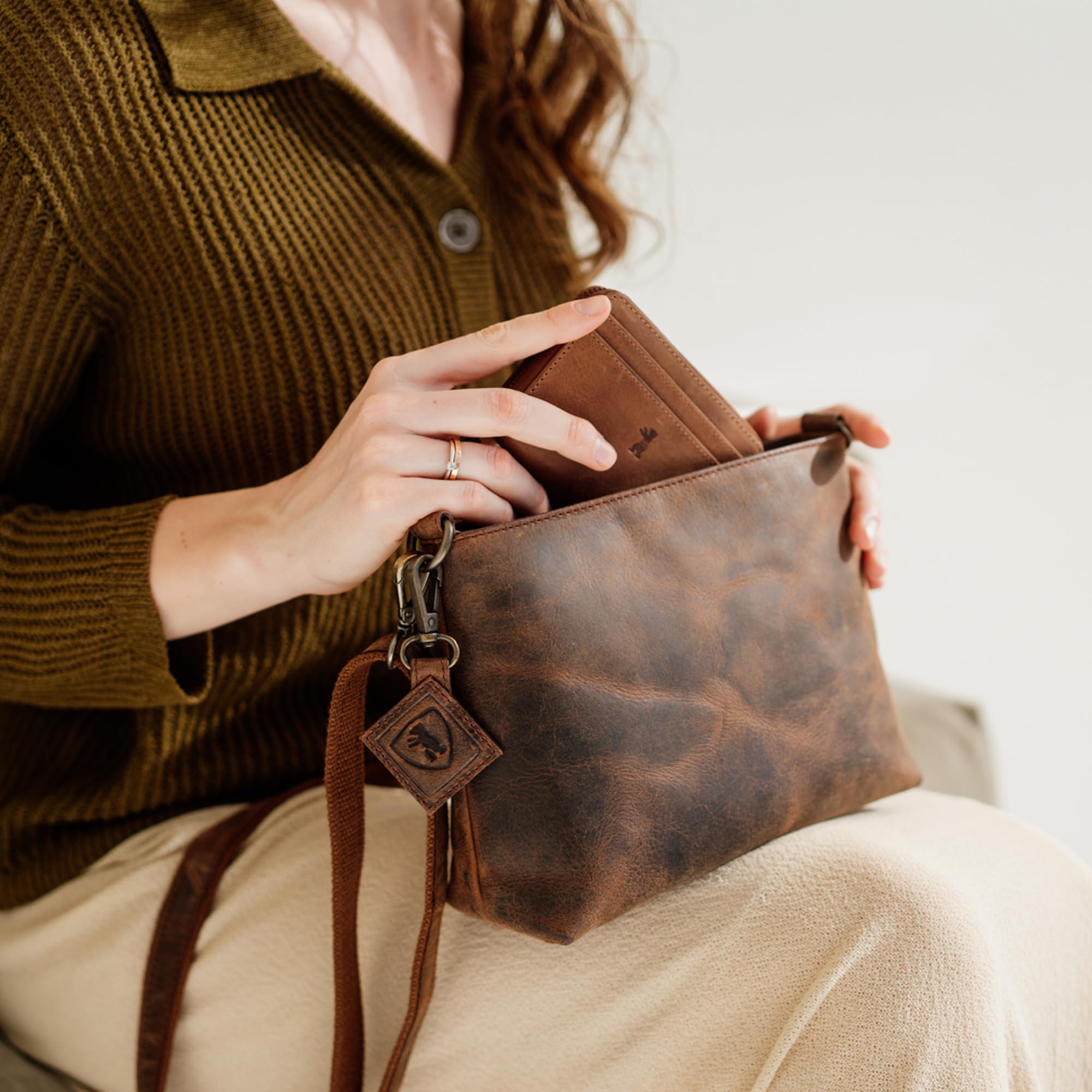 Berliner Bags Borsa Donna Marbella S in Pelle, Borsa a Spalla e Tracolla Media, Crossbody Elegante con Zip