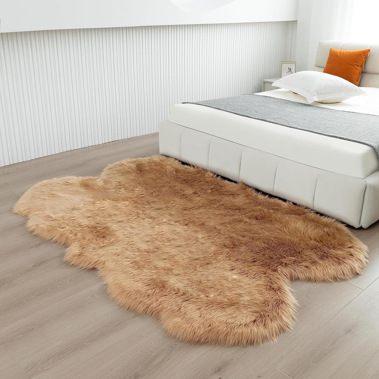 JXLOULAN Soft Flully Faux Fur Area Rugs Light brown 120 x 160 cm Sheepskin Rug for Bedrooms Floor Living Room Kids Rooms Decor - Image 3