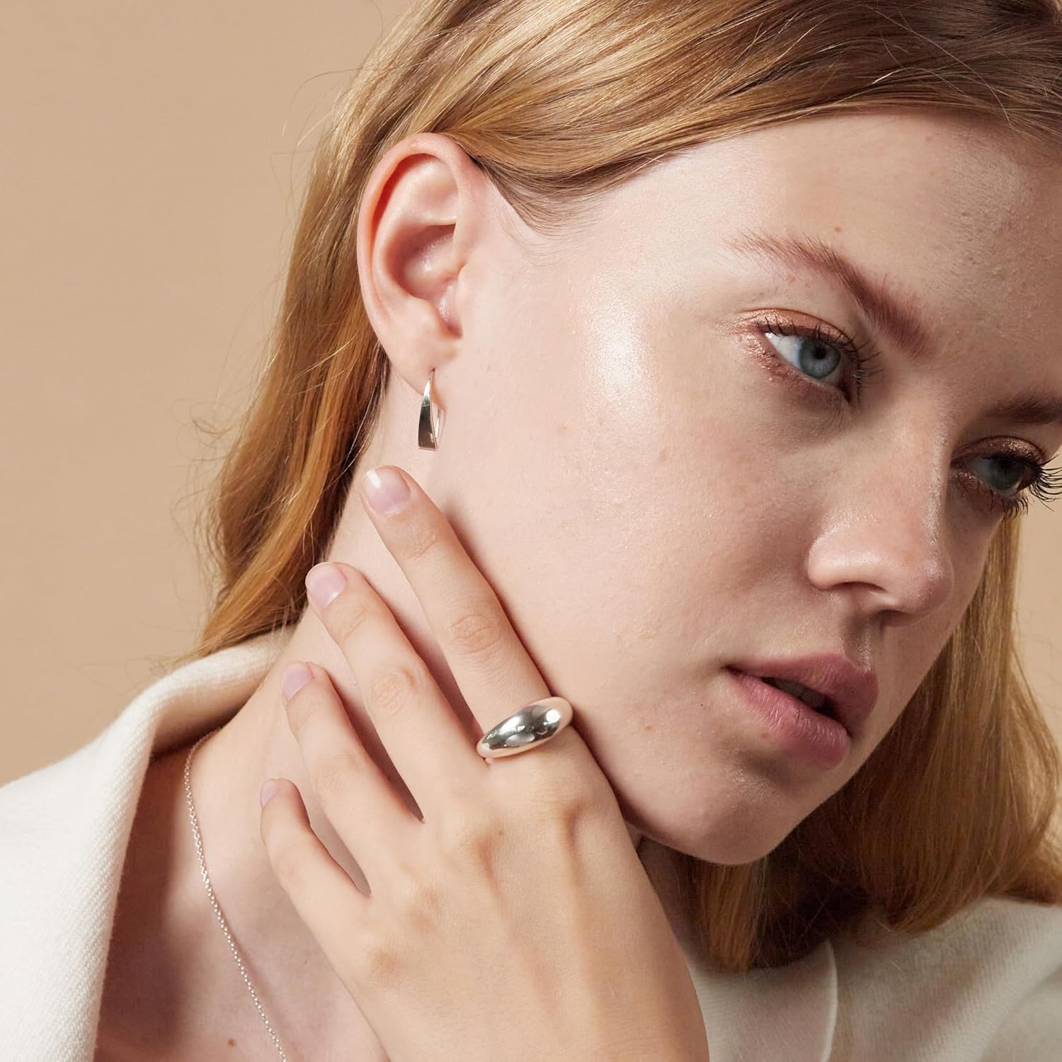 Boma Jewelry Sterling Silver Triangle Pull Through Hoop Earrings - Image 4