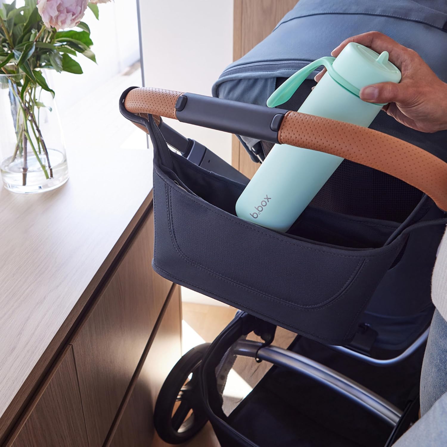 b.box Triple Insulated 23oz Water Bottle w/Stainless Steel Straw. 44 Hours Cold. Leak Proof Tumbler with Lid and Straw for Travel, Gym & School. BPA Free Sports Water Bottles. - Image 8