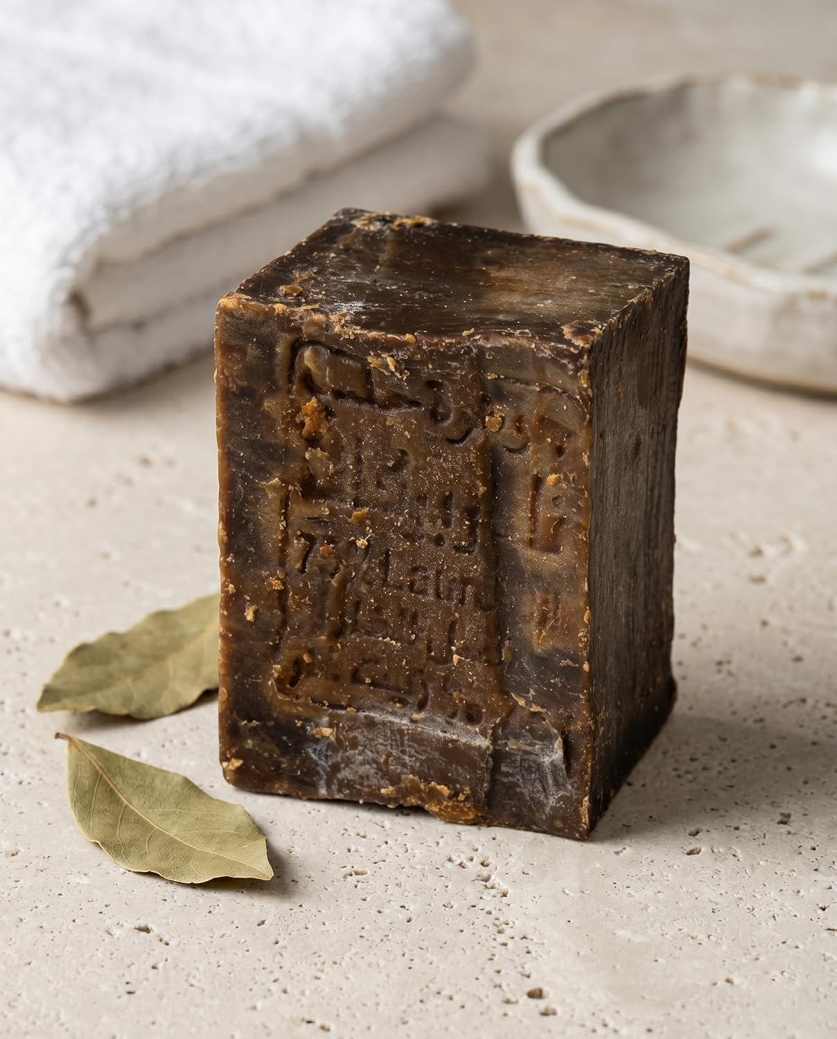 Aleppo Soap Bar 75% Laurel Oil – Handmade by Artisans in Turkey – Natural, Unscented, For Sensitive Skin, Eco-Friendly Plastic-Free Face & Body Bar (2,%75 Laurel Oil)