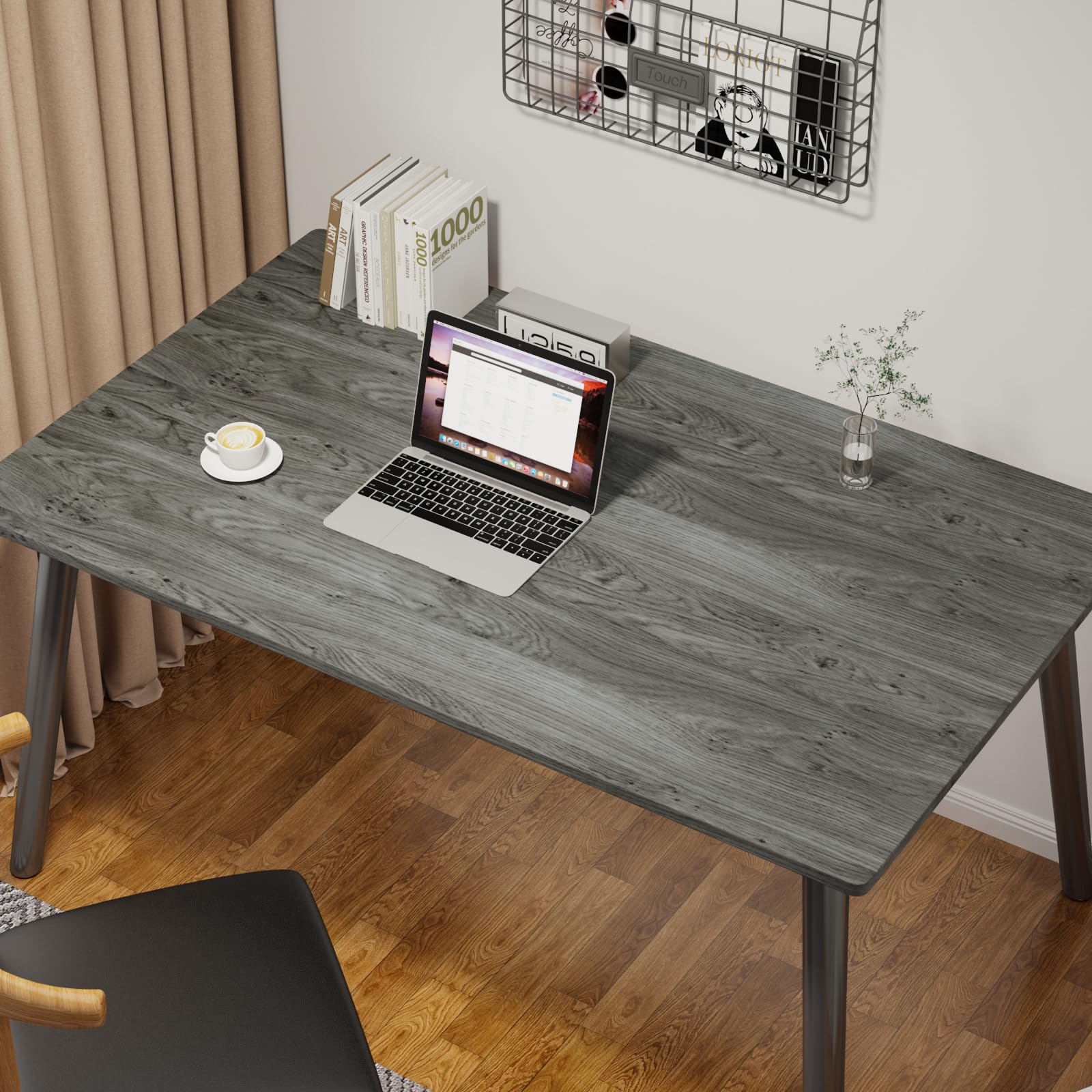 Papier peint aspect bois gris pour créer une chambre cocooning et cosy
