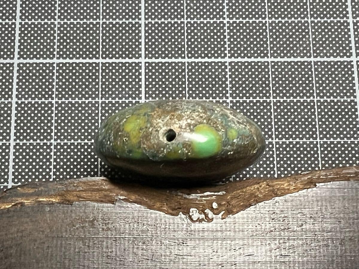 極上&特大 アンティーク チベタンターコイズビーズ トンボ石 gyu 天珠