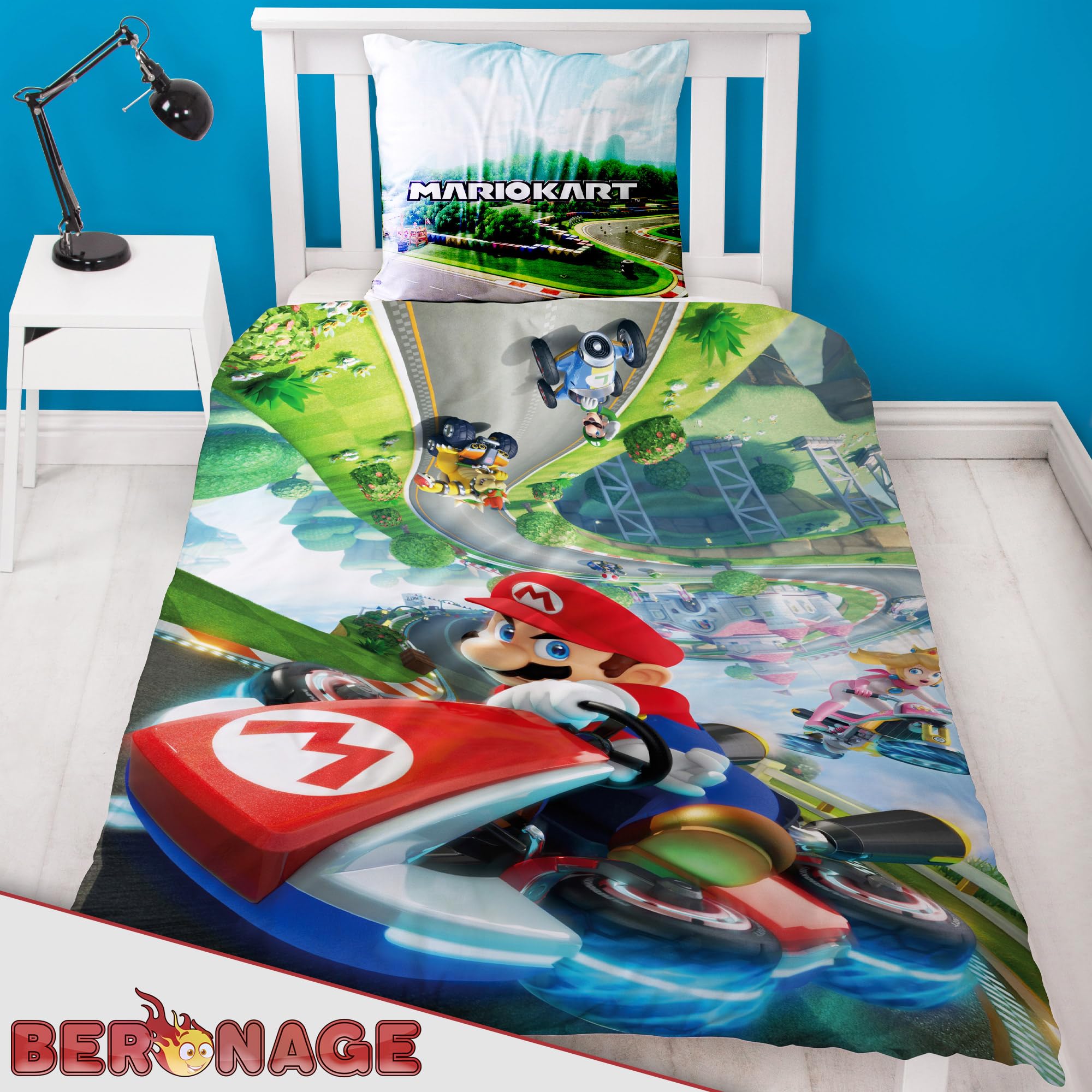 BERONAGE Super Mario Kart Kinderbettwäsche Combo - 135 x 200 cm + 80 x 80 cm – 100% Baumwolle Renforcé-Linon – Bettwäsche mit Motiven von Mario, Bowser & Co. - Rennen - Reißverschluss, deutsche Größe