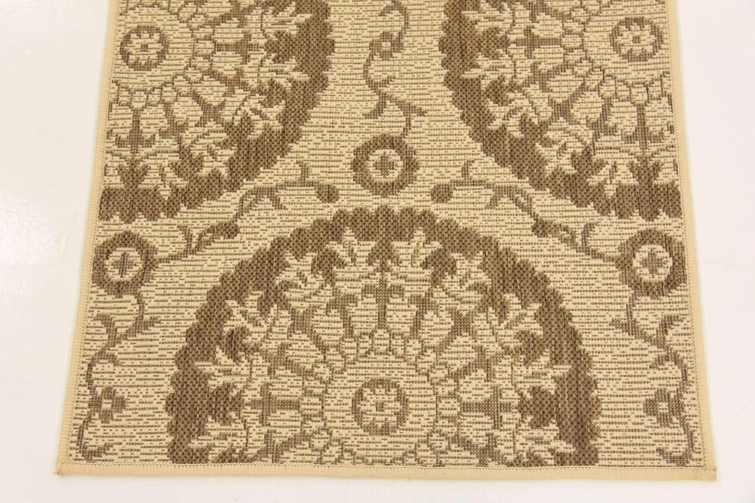 Unique Loom Outdoor Botanical Collection Area Rug - Medallion (2' 2" x 6' 1" Runner, Brown/ Beige)