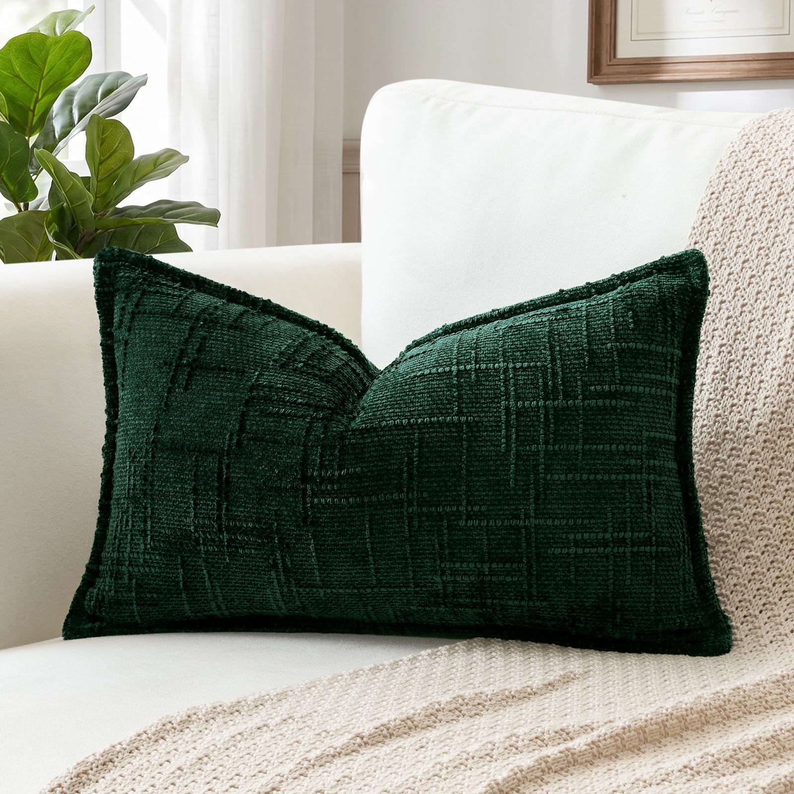 Sungeek Dark Green Chenille Textured Decorative Cushion Cover, Soft Cozy Bound Edge Design Cushion Case, Solid Farmhouse Lumbar Pillow Case for Couch Sofa Bed Living Room, 40x60cm