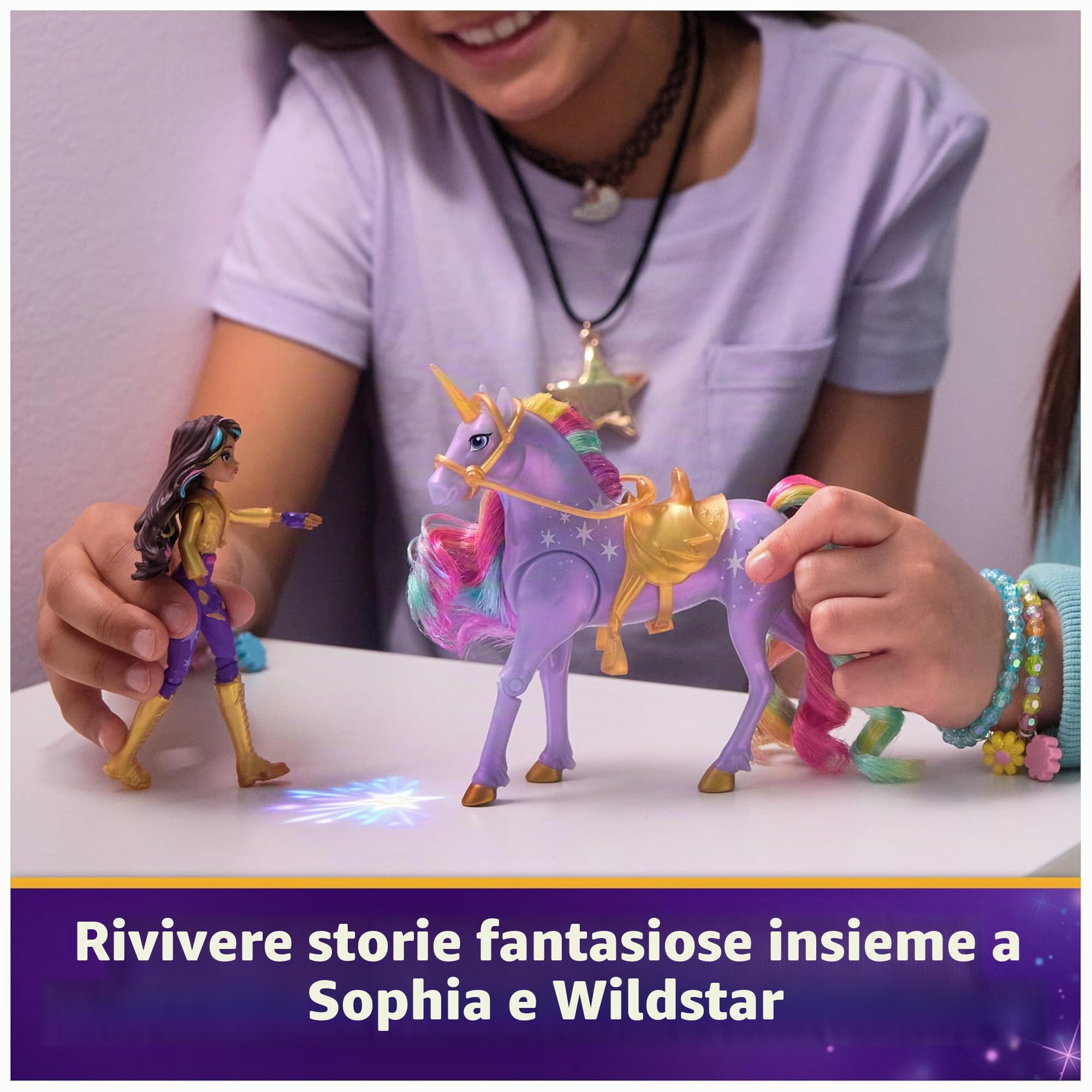Unicorn Academy, Sophia & Light Magic Wildstar con Effetto Magica Luce dell’Arcobaleno, 2 Accessori per l'Equitazione, Bambole e Unicorni Giocattolo per Bambine, 4+ Anni