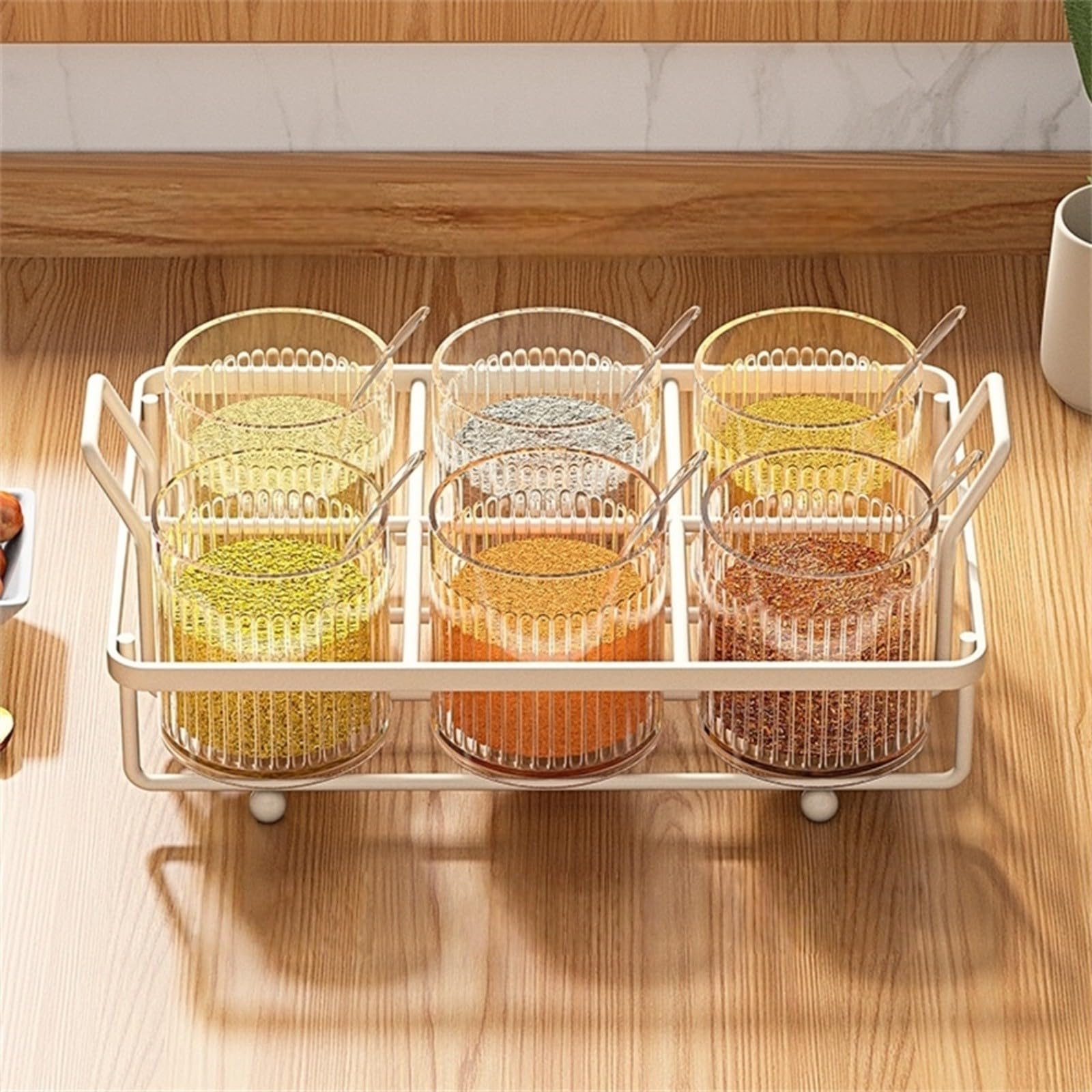 Recipiente de especias para encimera de cocina con tapas y cucharas, tarro de metal y plástico transparente para almacenar sal, pimienta y varios condimentos (6 botellas)