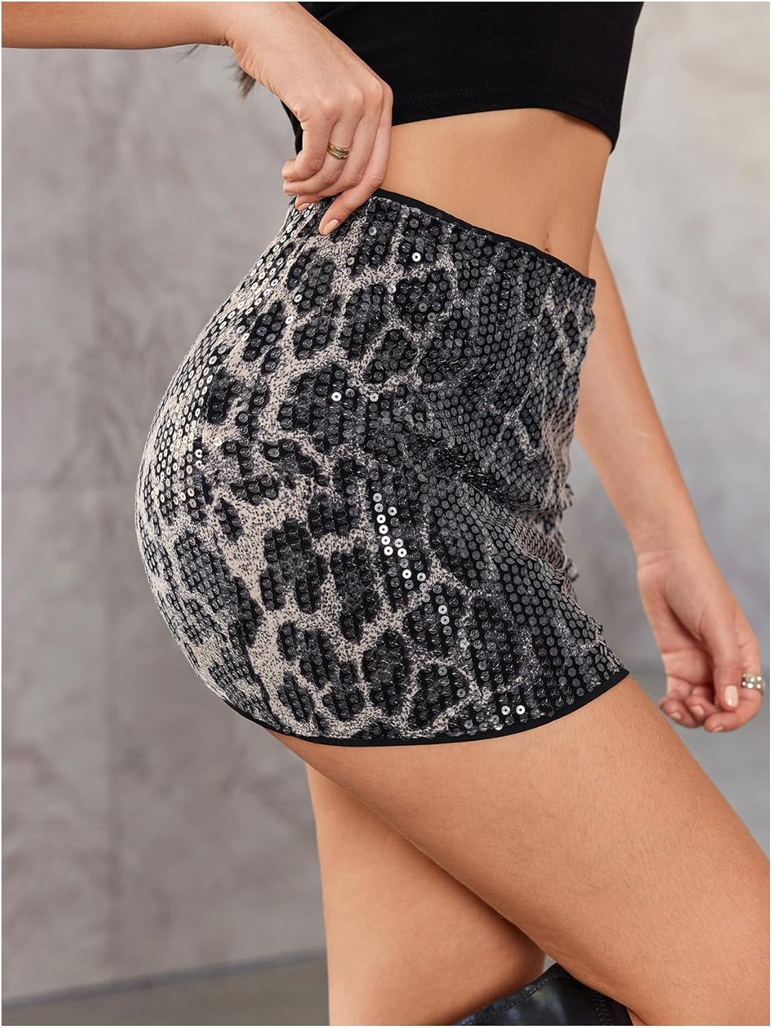 SweatyRocks Women's Leopard Mini Skirt Sequin Low Waisted Bodycon Short Skirts - Image 4
