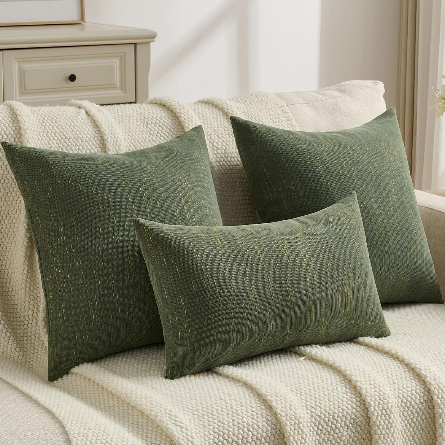 FUTEI Pack of 2 Solid Chenille Throw Pillow Covers 24x24 Inch Soft Meteor Dotting Textured Decorative European Cushion Cases Modern Farmhouse Accent for Couch Living Room, Moss Green