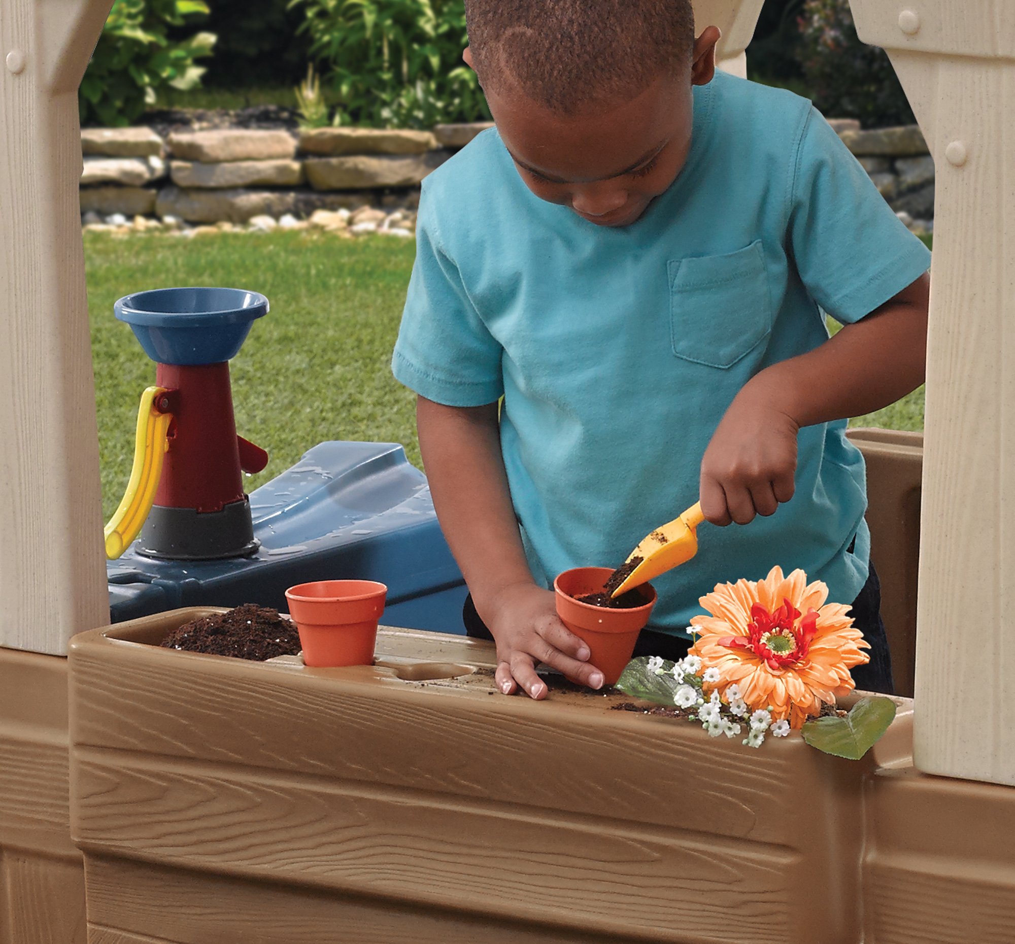 Step2 Great Outdoors Playhouse - Image 9 thumbnail