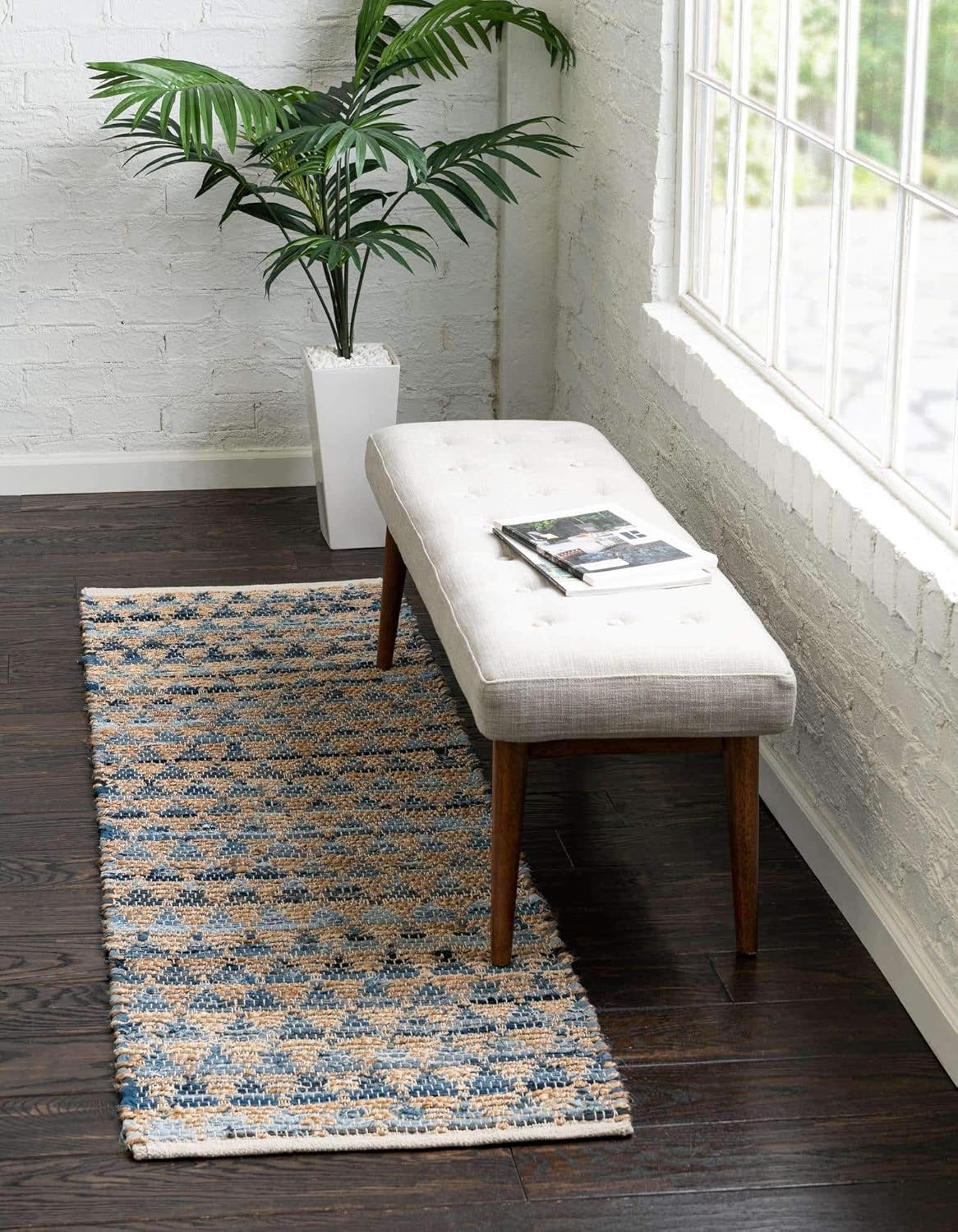 Unique Loom Chindi Jute Collection Area Rug (2' 2" x 6' 1" Runner, Navy Blue/ Natural)