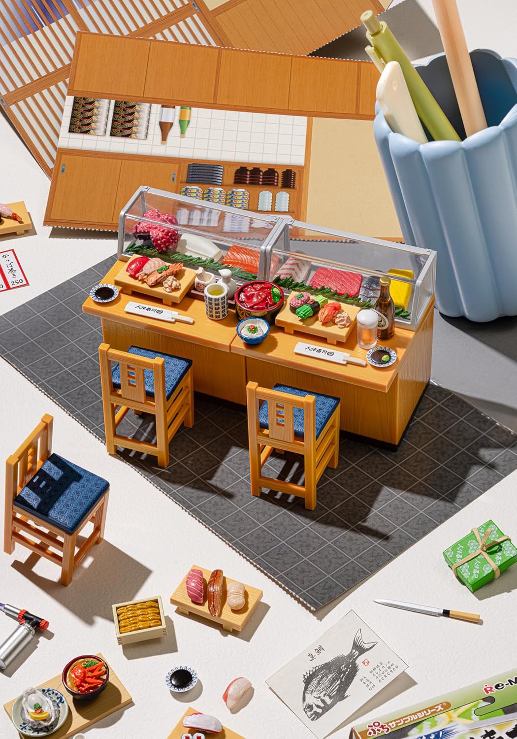 Re-Ment Sushi Restaurant Blind Box - Includes 1 of 8 Collectible Mini Figurines - Fun and Versatile Decoration