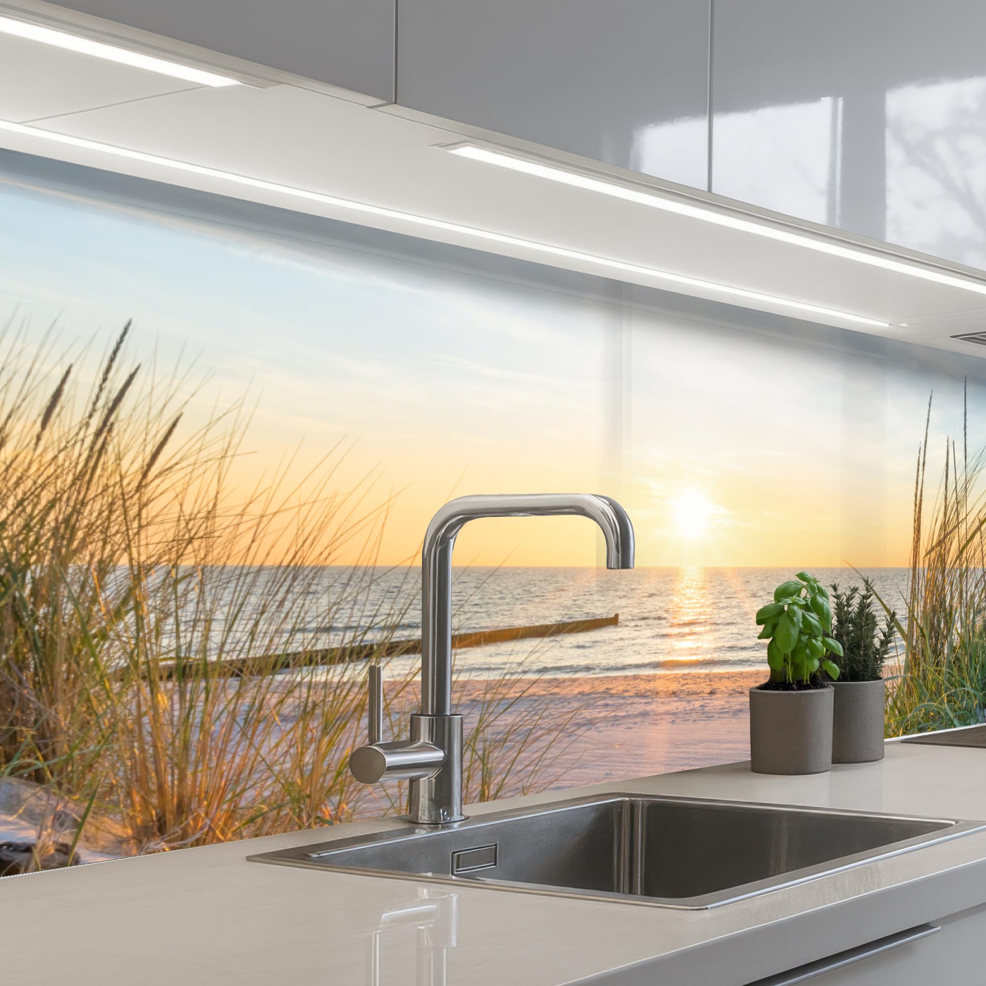 KitchenYeah© Antisalpicaduras Cocina 60x200 cm Adhesivo Salpicadero Protector Salpicaduras Sink Splash Guard Playa - Sol - Duna - Hierba - Arena - Horizonte | 60 x 200 cm – Panel trasero de cocina para cocina, pared, playa, sol, duna, hierba, arena, horiz