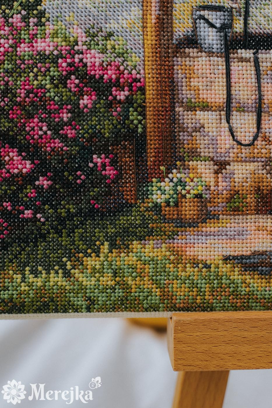Merejka Kit per punto croce contato - Sotto l'albero di limone, pozzo toscano e paesaggio di cipressi | Zweigart Aida ecrù a 16 punti, 37 colori DMC, ago John James | 39,1 x 30 cm