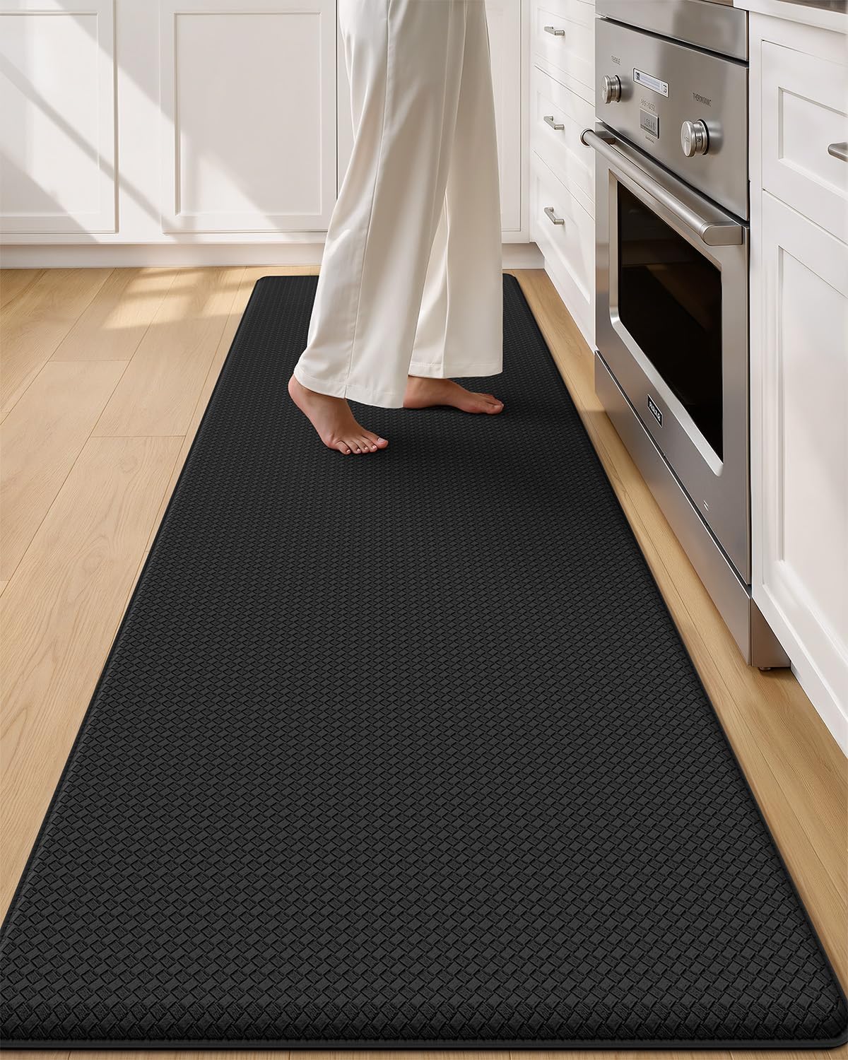 COLOR&GEOMETRY 10mm Tappeto da Cucina Antifatica-Runner più largo antiscivolo 60x240cm, Impermeabile e Antiolio, Imbottitura Morbida in Memory Foam, Ideale per Zona Lavello, Piano Cottura, Nero