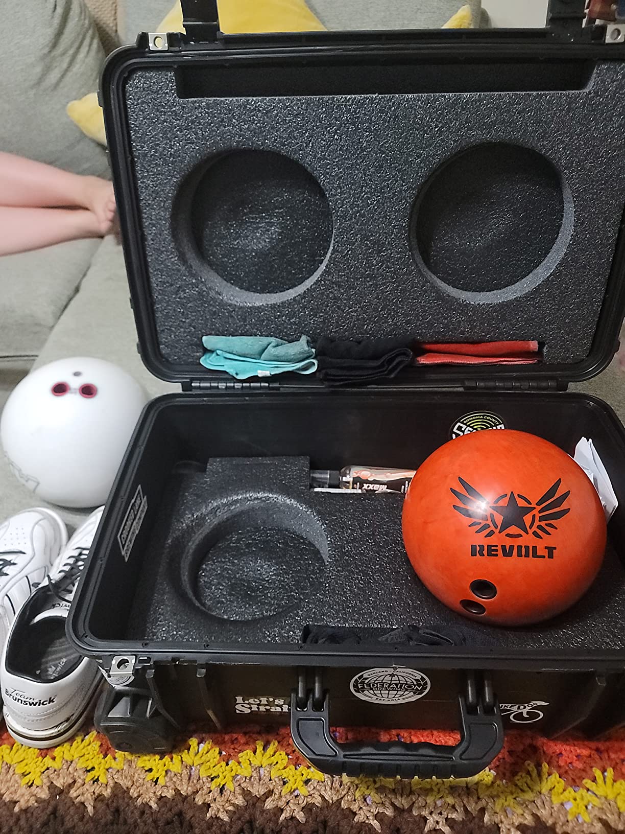 27/mo Finance Case Club Heavy Duty Waterproof Bowling Ball Cases