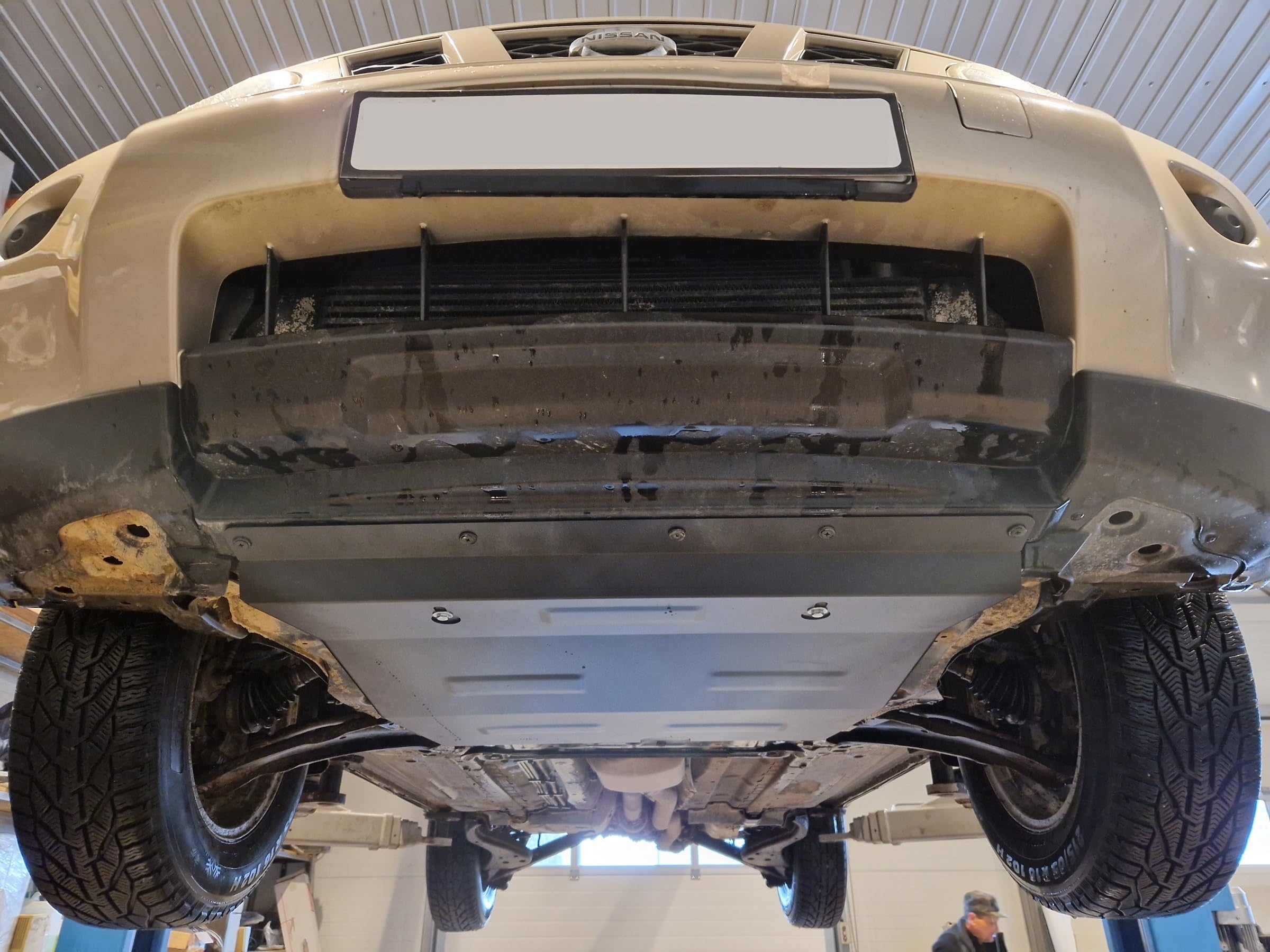 Metalowa ochrona pod silnikiem, kompatybilna z Nissan X-Trail T31 – Versa 2.0 – (2007-2013)